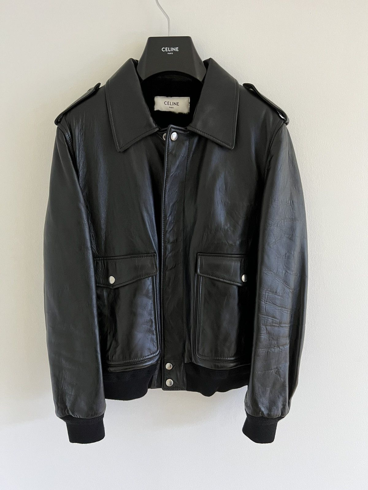 CELINE｜LEATHER JACKETS (LOOSE AVIATOR BLOUSON JACKET IN loose aviator blouson jacket in soft lambskin - EBENE | CELINE