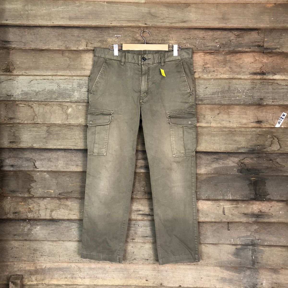 image of Vintage Uniqlo Green Cargo Utility Multipocket Pants 1942, Men's (Size 32)
