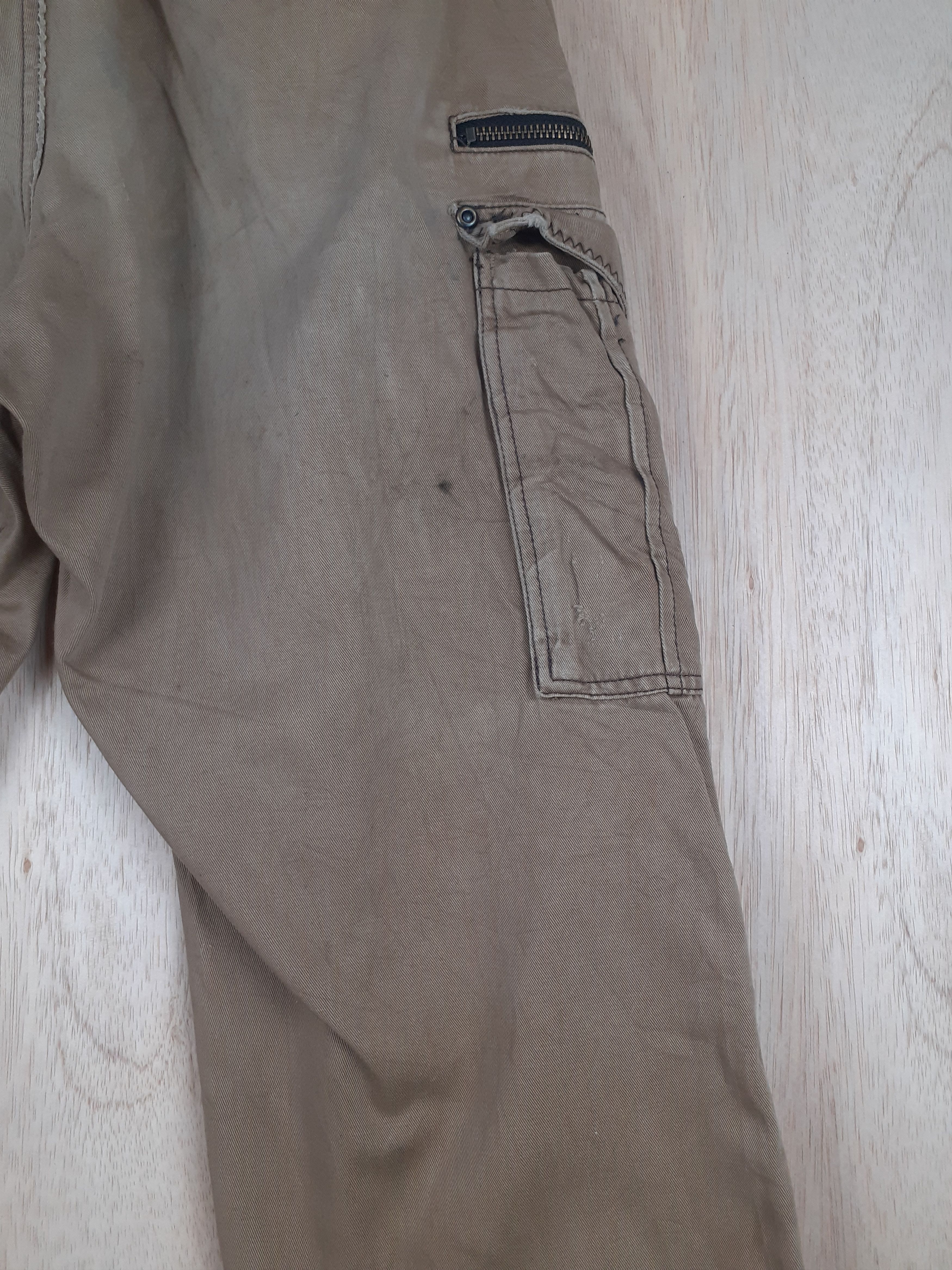 Japanese Brand GW brown distressed multipocket cargo pant #S238 Size US 34 / EU 50 - 19 Thumbnail