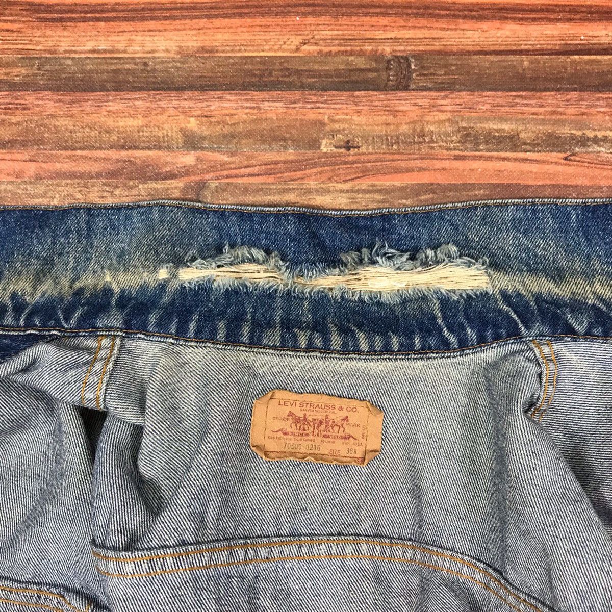 Levi's × Levi's Vintage Clothing Vintage Levi’s Distressed Trucker Denim Jacket Size US S / EU 44-46 / 1 - 10 Thumbnail