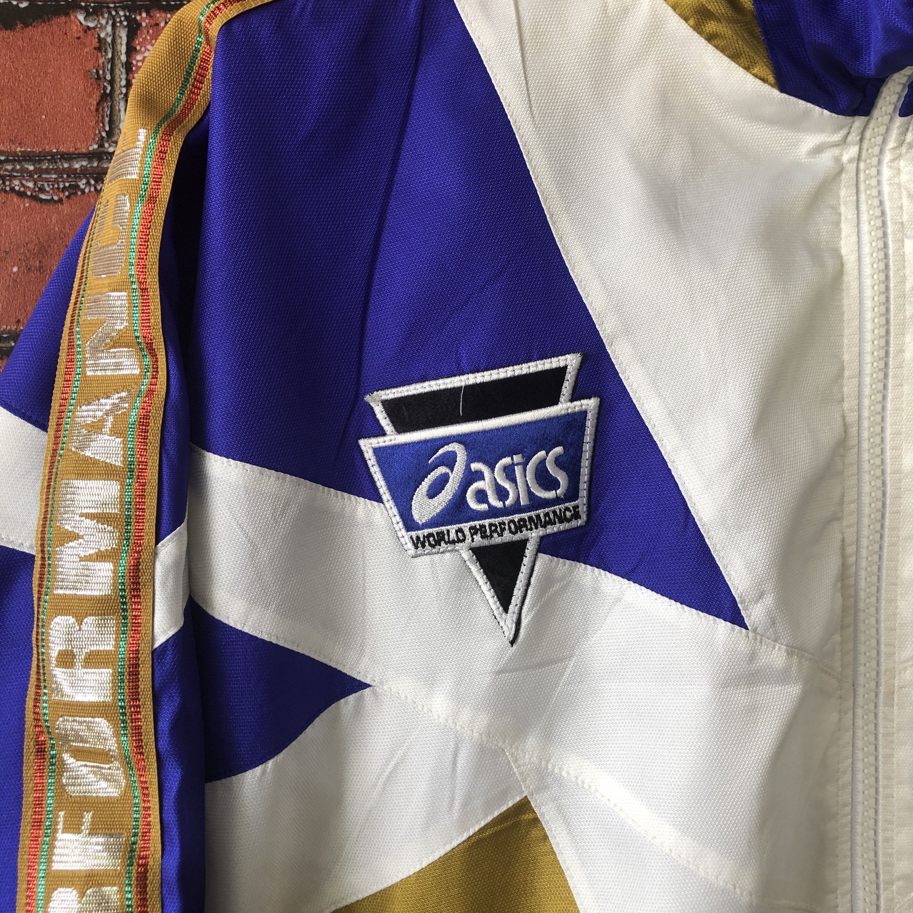 Asics Vintage Asics World Performance Light Jacket Japan L Fit M Size US M / EU 48-50 / 2 - 3 Thumbnail