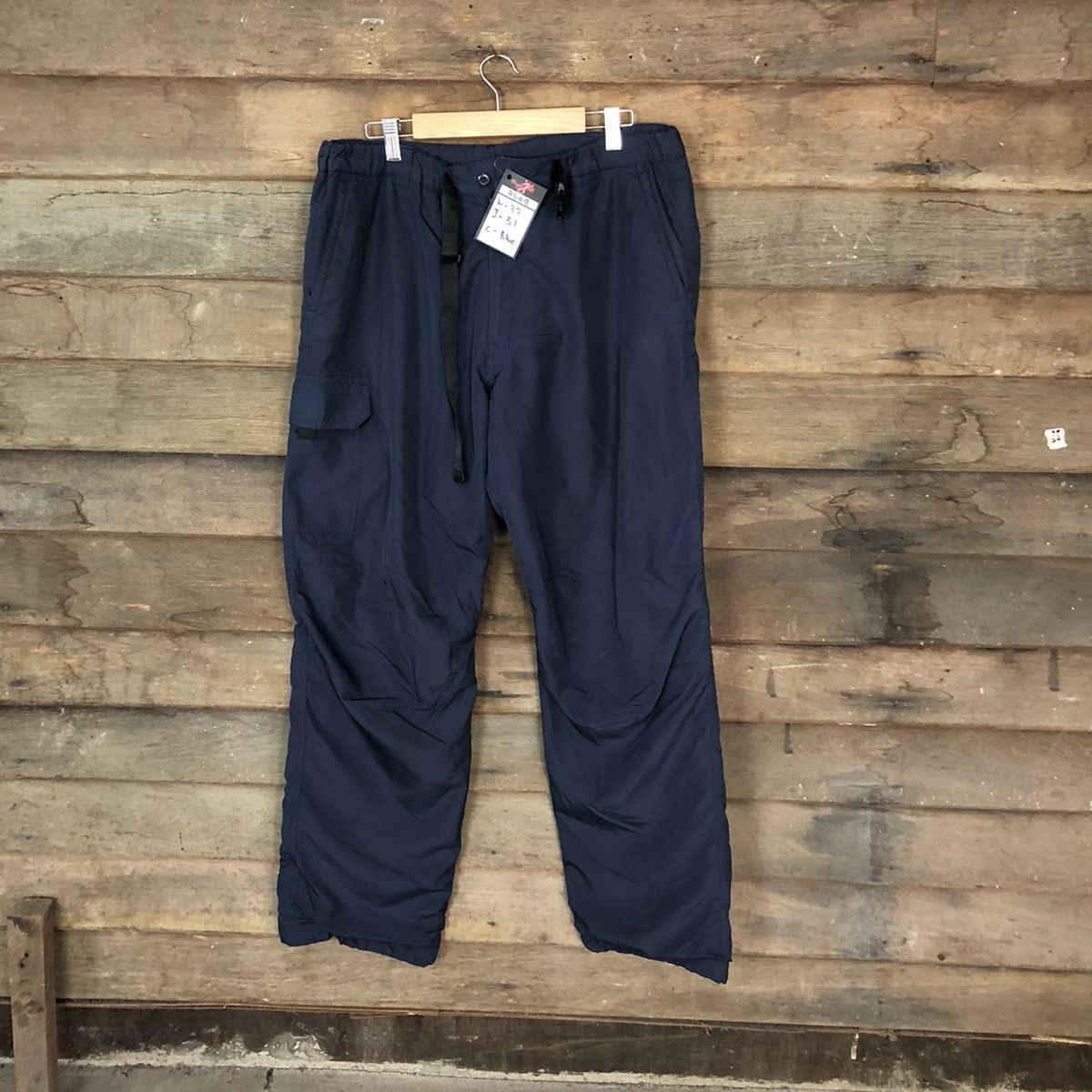 Japanese Brand × Vintage Uniqlo Dark Blue jogger Cargo Pants #4649 Size US 33 - 1 Thumbnail