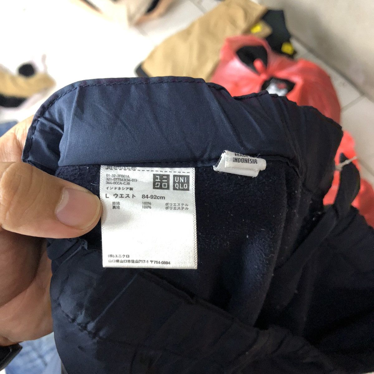 Japanese Brand × Vintage Uniqlo Dark Blue jogger Cargo Pants #4649 Size US 33 - 9 Thumbnail