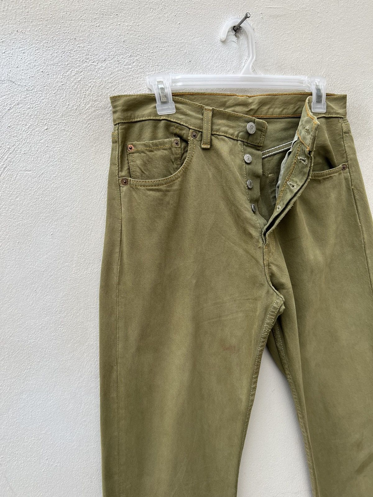 Levi's Vintage 1999 Levi’s 501 Sun Fade Olive Green Denim Jeans Size US 31 - 5 Thumbnail