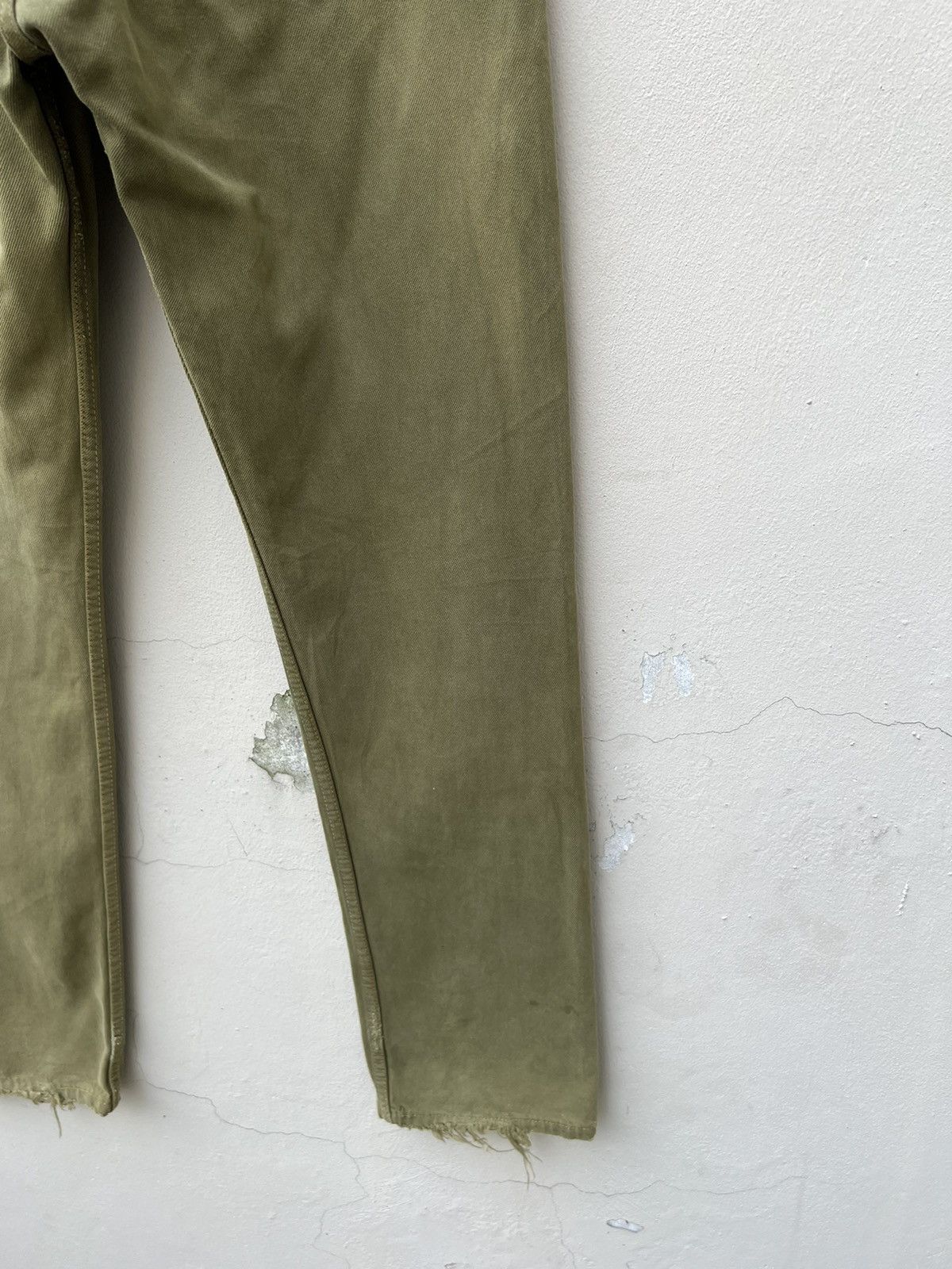 Levi's Vintage 1999 Levi’s 501 Sun Fade Olive Green Denim Jeans Size US 31 - 16 Thumbnail