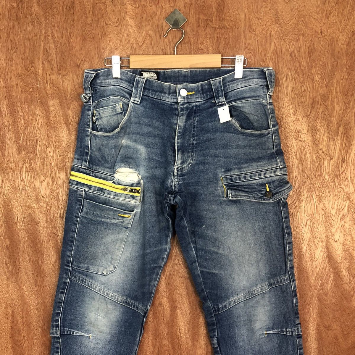 Japanese Brand DLL Torachi Blue distressed Multipocket Cargo Jeans #2124 Size US 32 / EU 48 - 2 Thumbnail