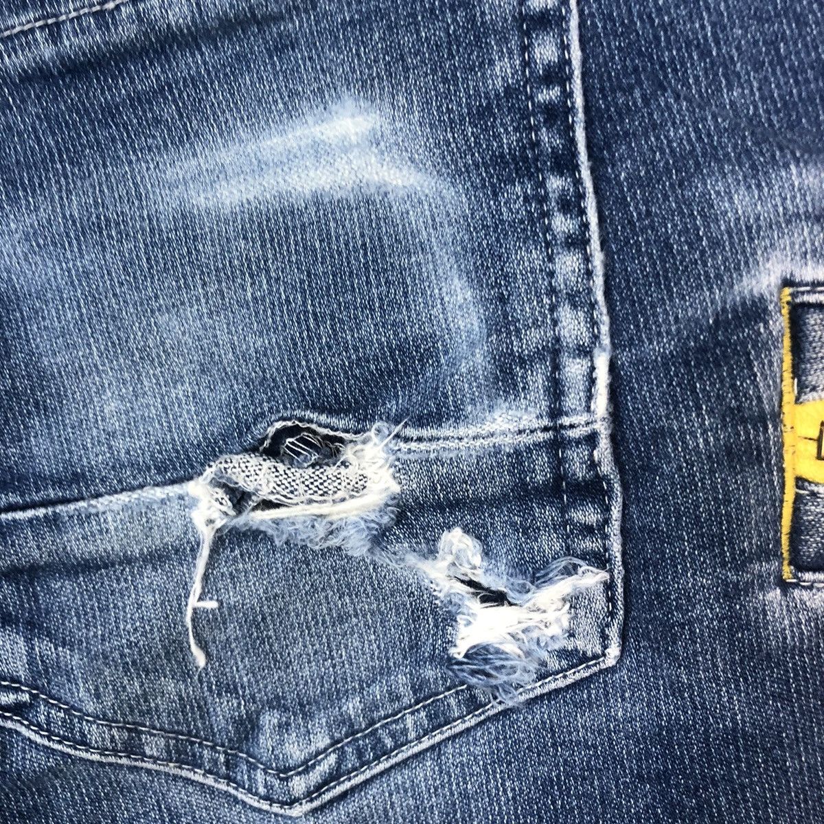 Japanese Brand DLL Torachi Blue distressed Multipocket Cargo Jeans #2124 Size US 32 / EU 48 - 13 Thumbnail