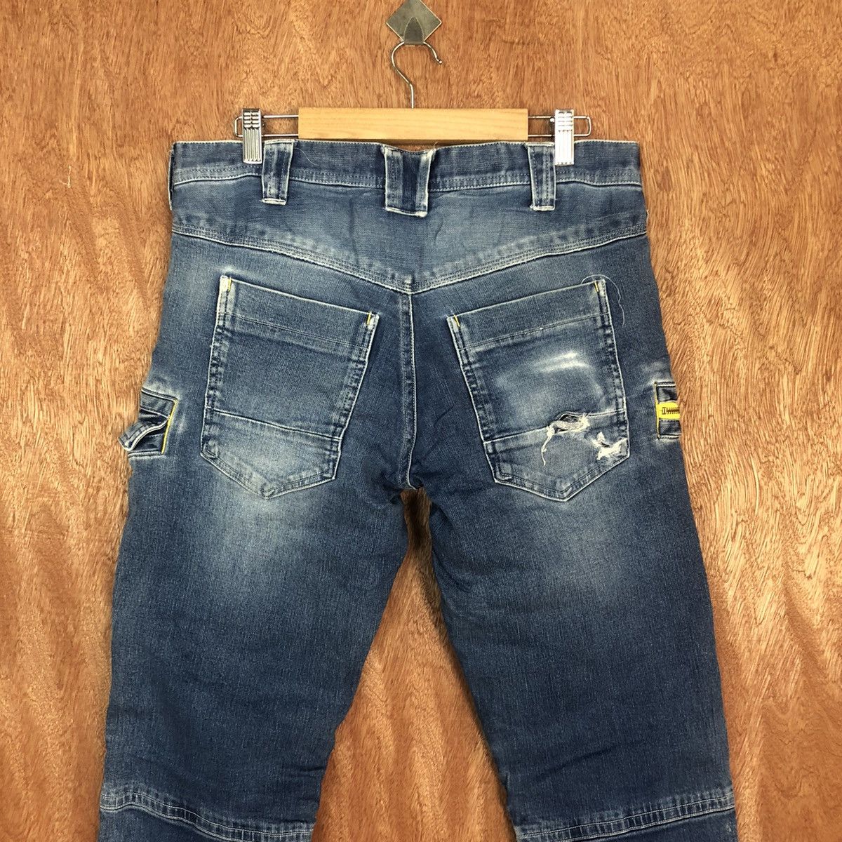 Japanese Brand DLL Torachi Blue distressed Multipocket Cargo Jeans #2124 Size US 32 / EU 48 - 11 Thumbnail