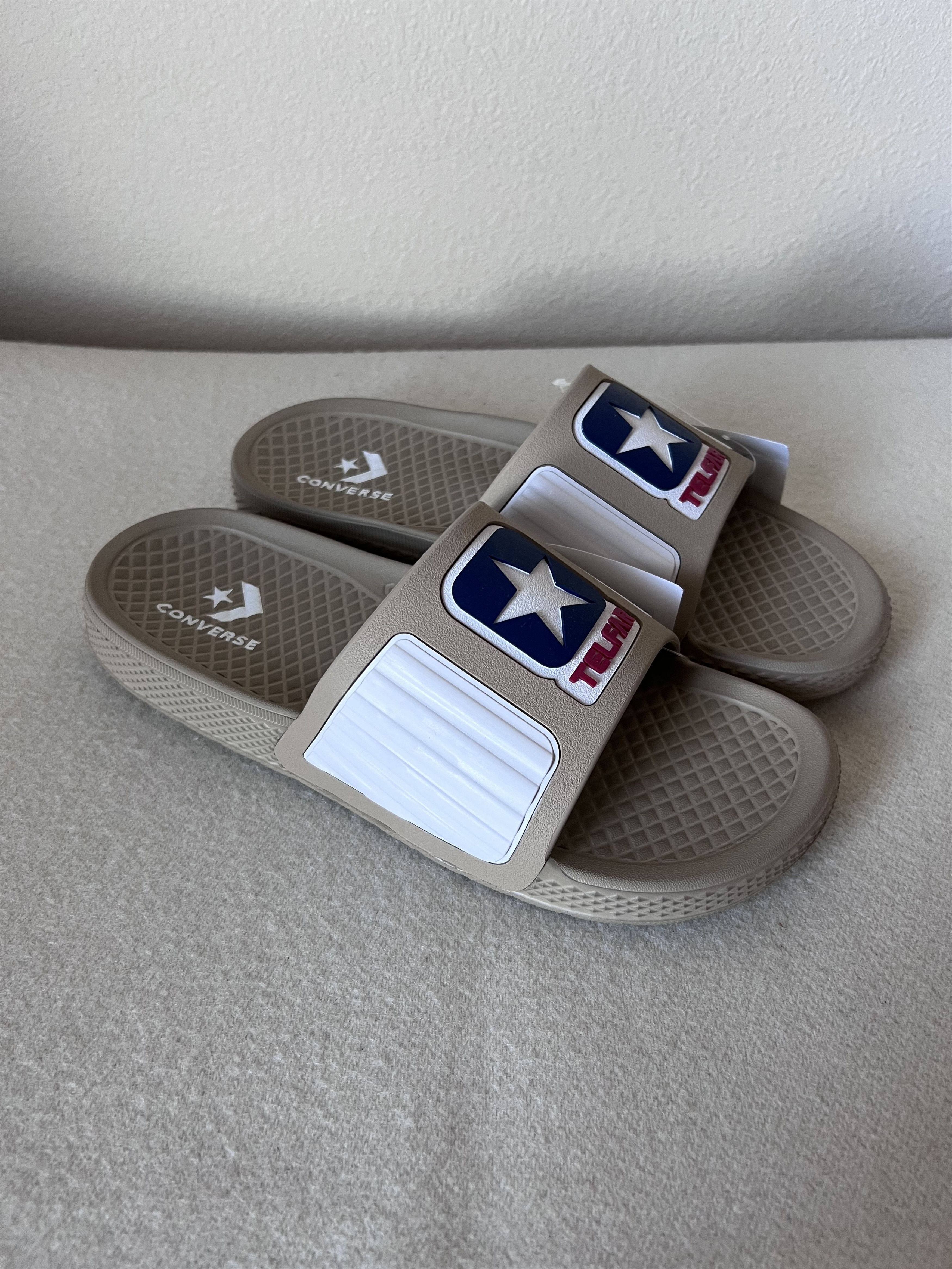 Converse Telfar Converse All Star Slide Tan Size US 8 / EU 41 - 1 Thumbnail