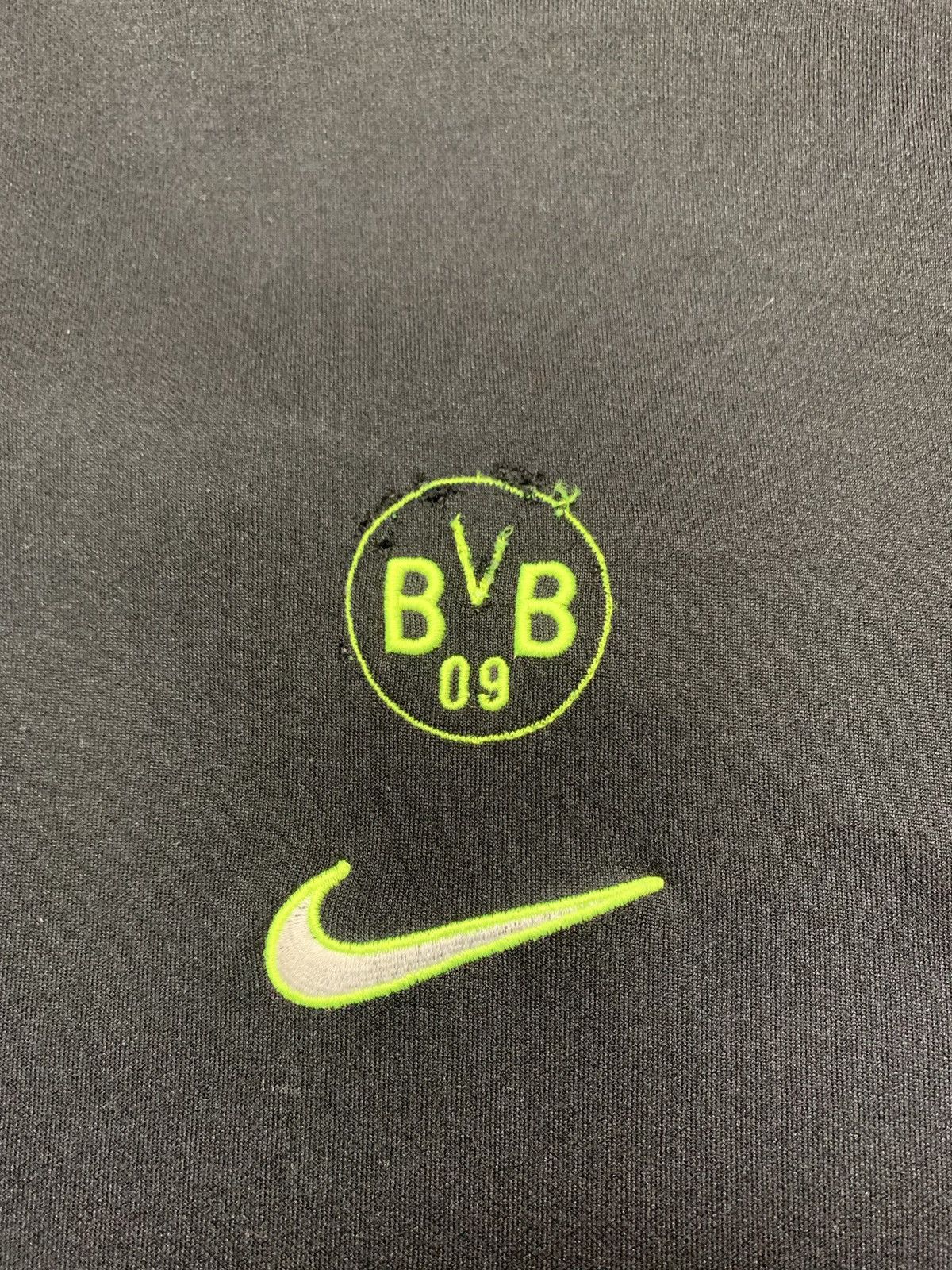 Nike × Vintage Vintage sweatshirt Nike Borussia Dortmund central logo big Size US M / EU 48-50 / 2 - 6 Thumbnail