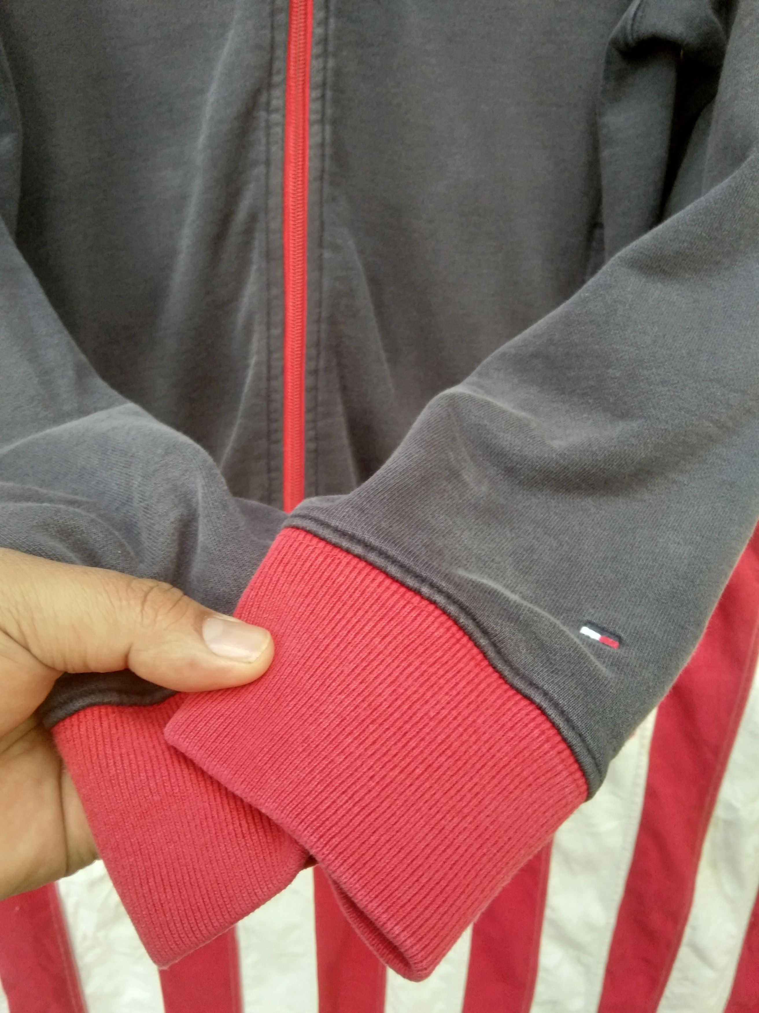 Tommy Hilfiger × Vintage VINTAGE TOMMY HILFIGER ZIPPER JACKET Size US L / EU 52-54 / 3 - 16 Thumbnail