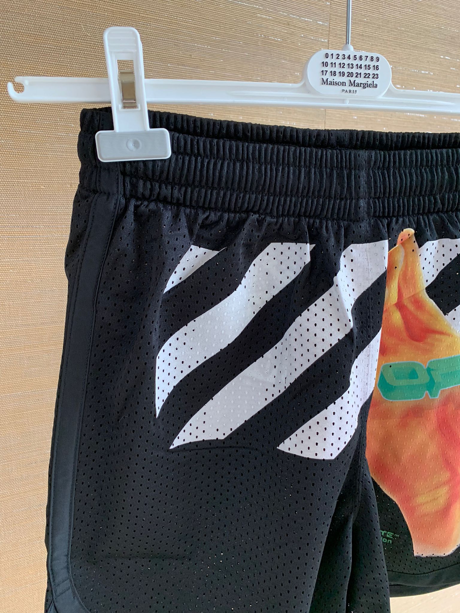 Off-White Hand Print Logo Mesh Shorts Size US 28 / EU 44 - 6 Thumbnail