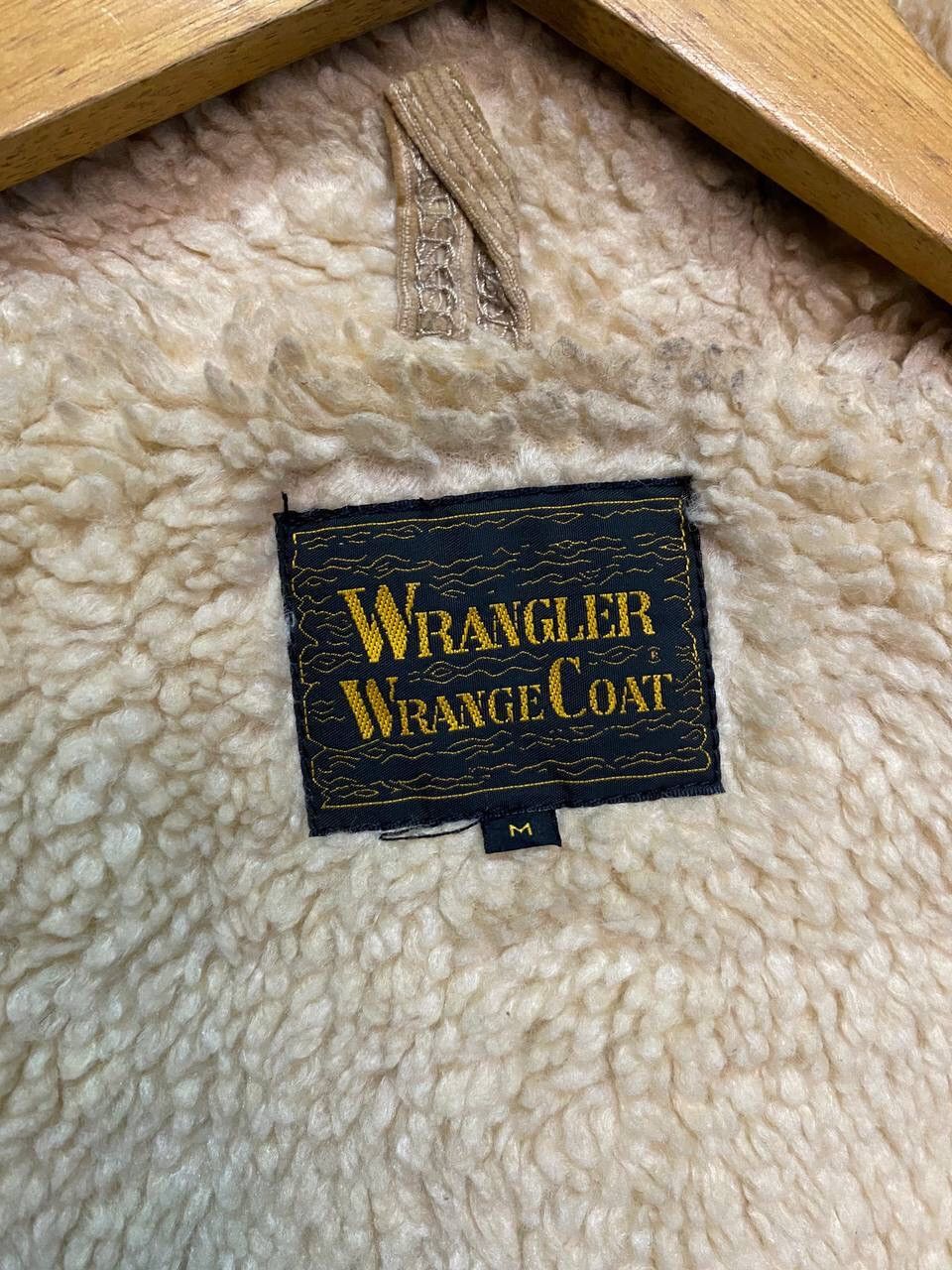 Vintage Vintage Wrangler Corduroy Sherpa Wrange Coat Size US M / EU 48-50 / 2 - 13 Thumbnail