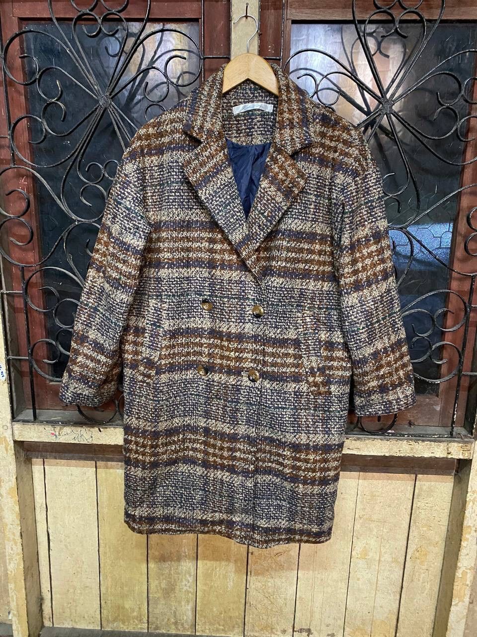 Japanese Brand Vintage Kobe Lettuce Double Breast Checked Wool Coat Size US L / EU 52-54 / 3 - 3 Thumbnail