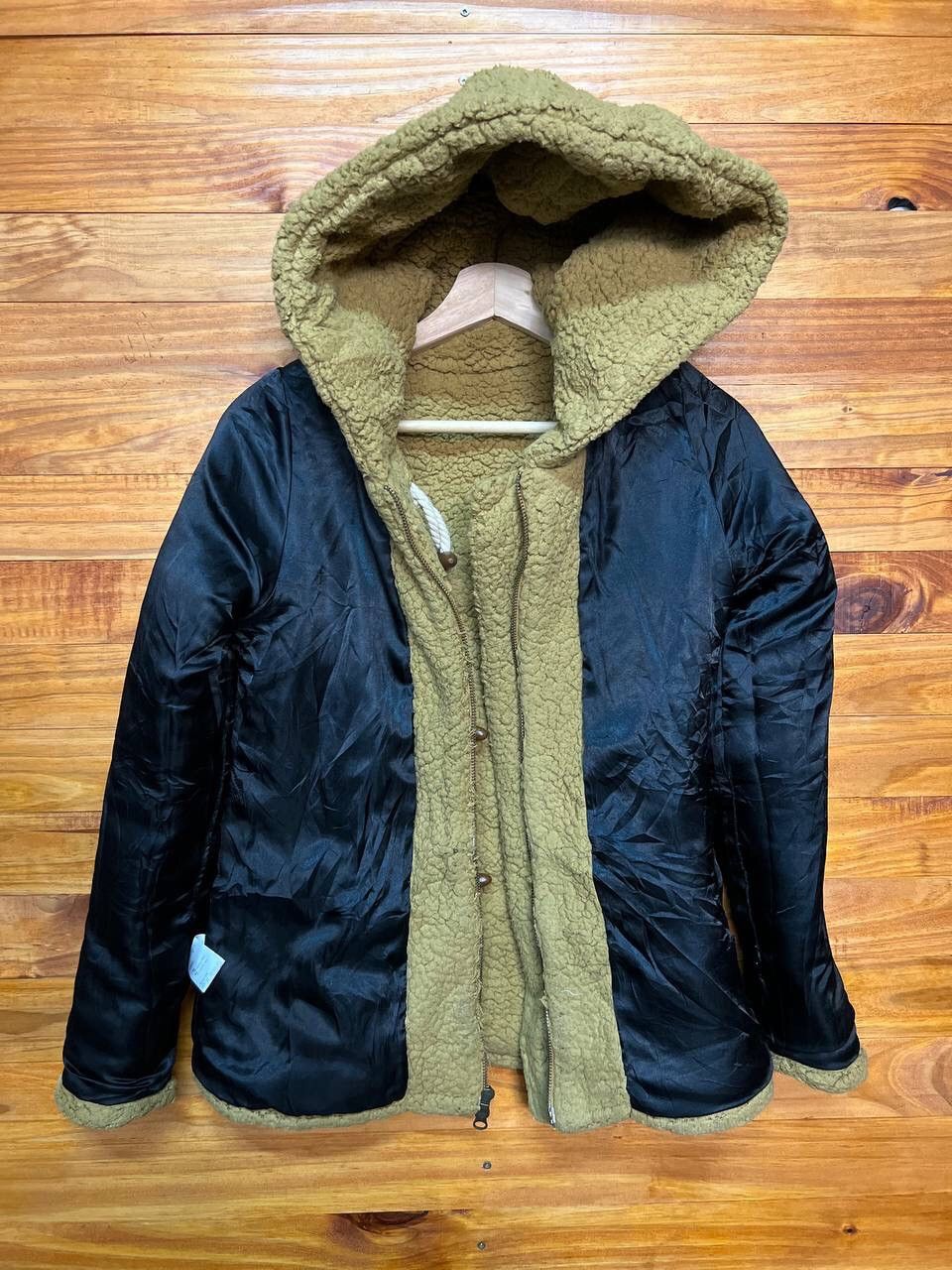 Body Glove 🔥BEST OFFER 🔥VINTAGE BODY GLOVE DUFFLE SHERPA COAT Size US M / EU 48-50 / 2 - 16 Thumbnail