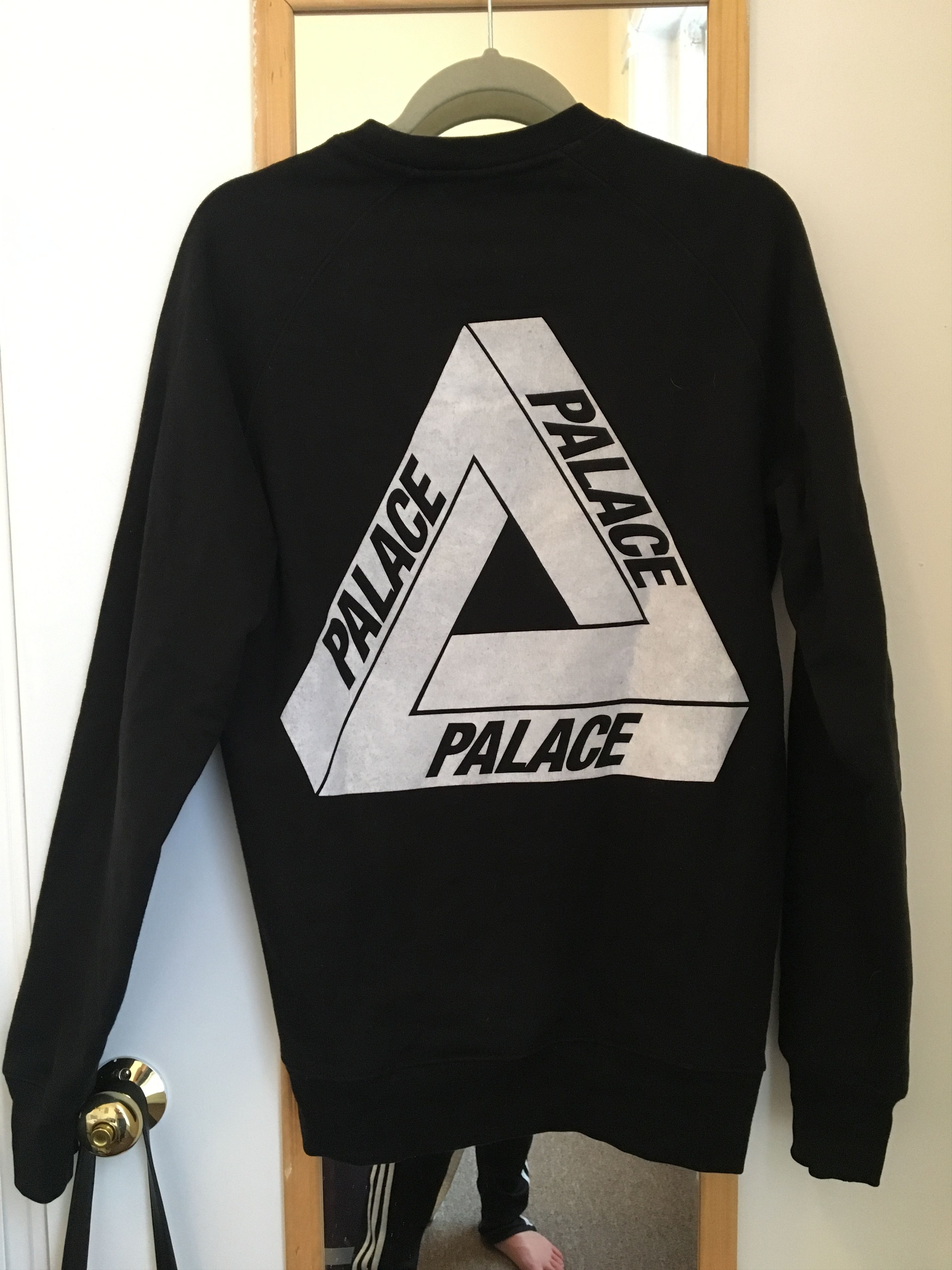 Palace Palace Flocka Crew Sweatshirt Size US M / EU 48-50 / 2 - 1 Thumbnail
