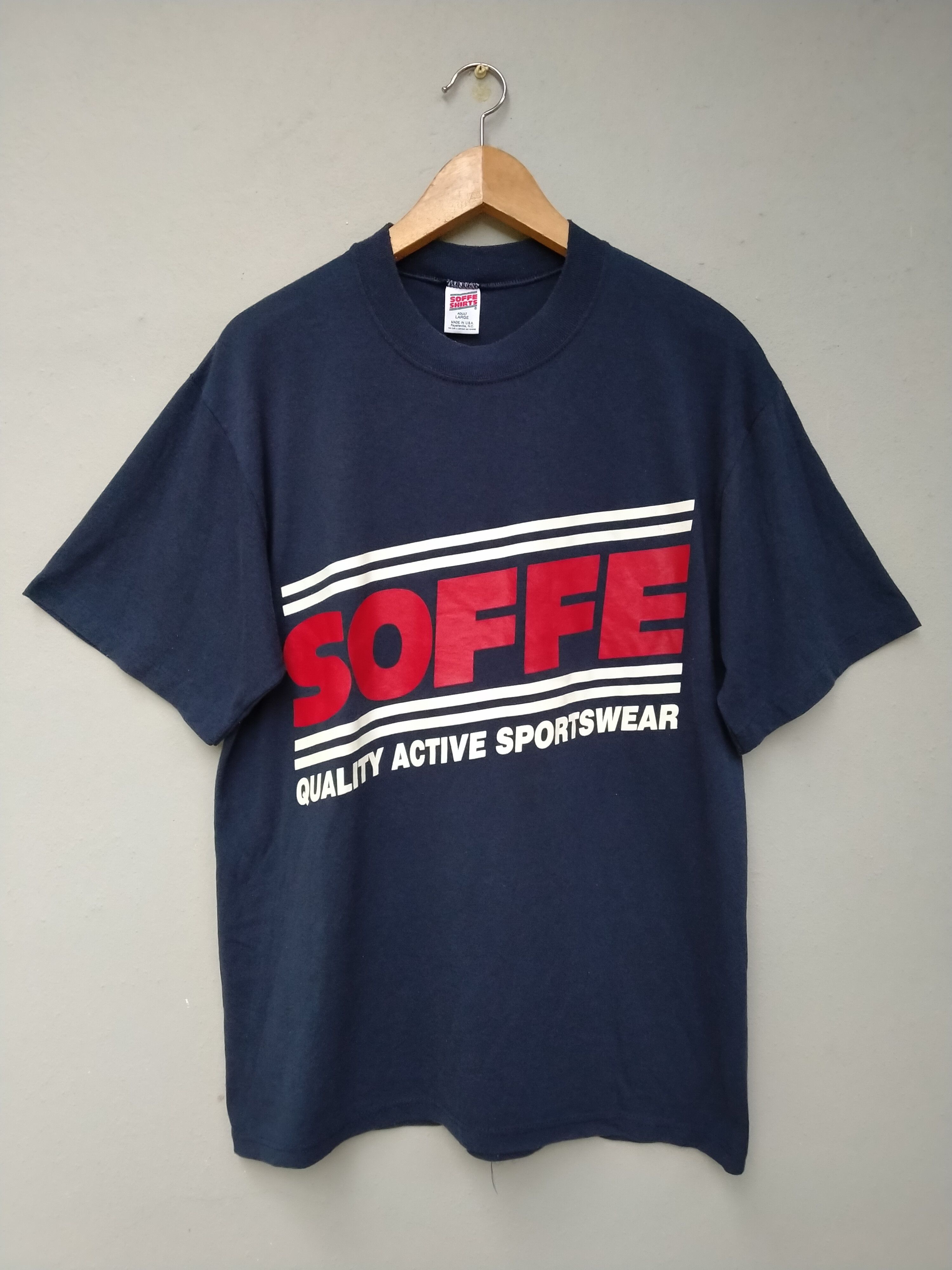 Vintage Vintage OG 90s Soffe Quality Active Sportswear Tee Size US L / EU 52-54 / 3 - 1 Thumbnail