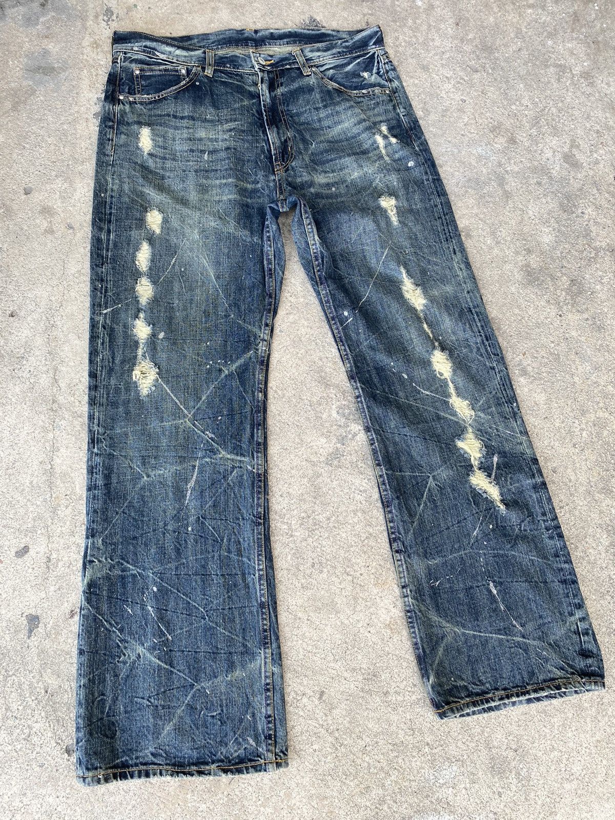 Japanese Brand FLARED💥Japanese Brand Splash Distressed Denim Size US 36 / EU 52 - 1 Thumbnail