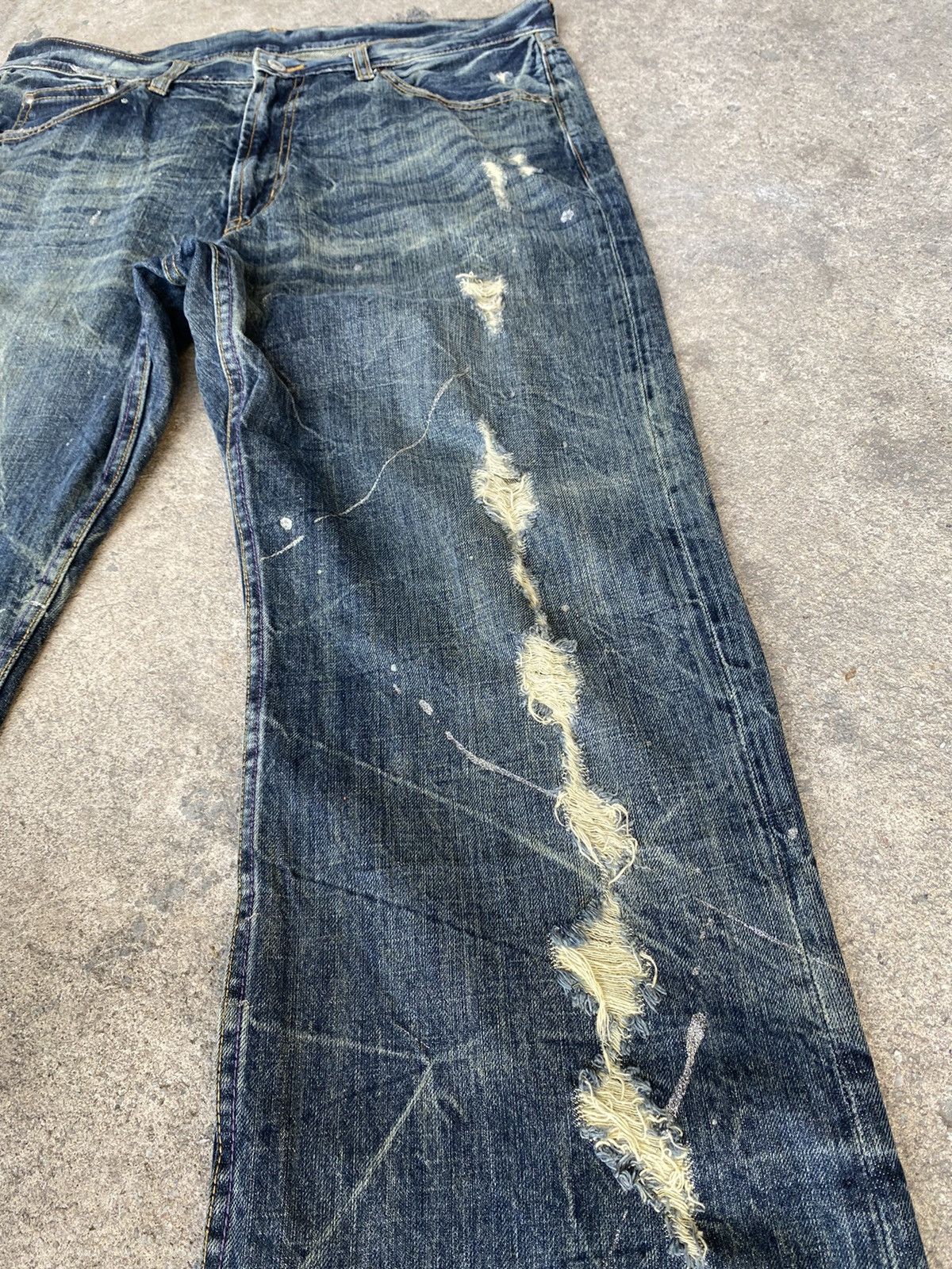 Japanese Brand FLARED💥Japanese Brand Splash Distressed Denim Size US 36 / EU 52 - 3 Thumbnail