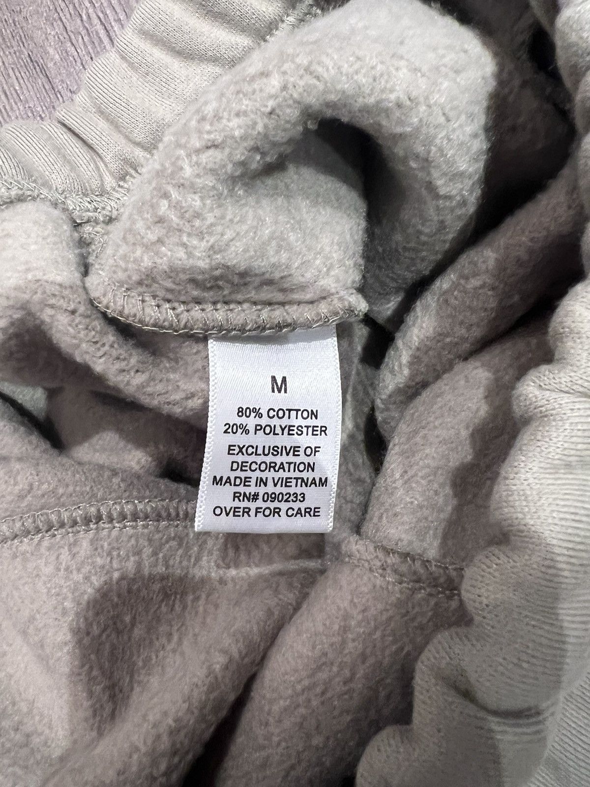 Essentials × Fear of God Fear of God Essentials Moss shorts Medium Size US 32 / EU 48 - 3 Thumbnail