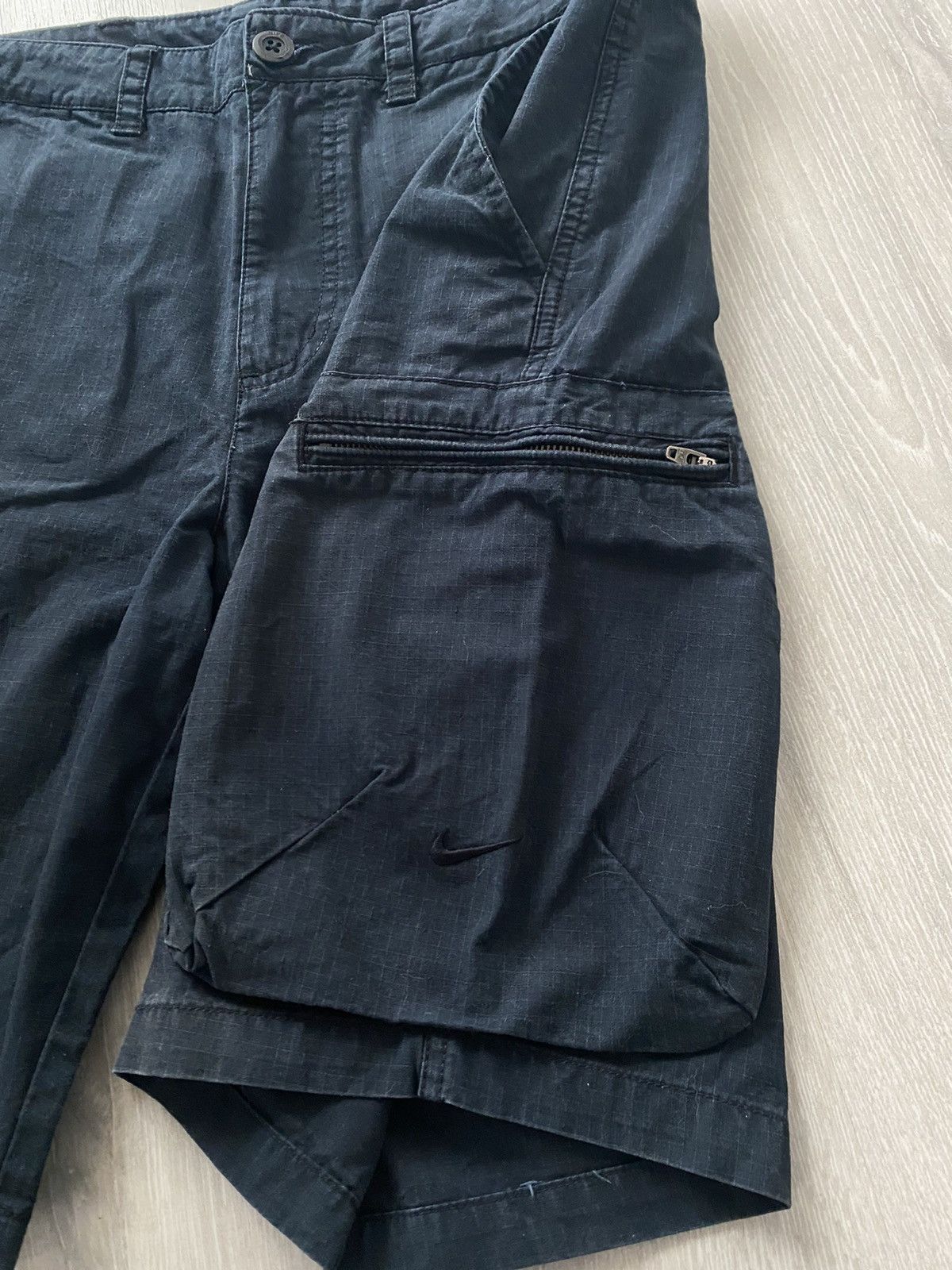 Nike × Vintage Nike vintage dark navy shorts cargo small swoosh ACG style Size US 30 / EU 46 - 2 Thumbnail