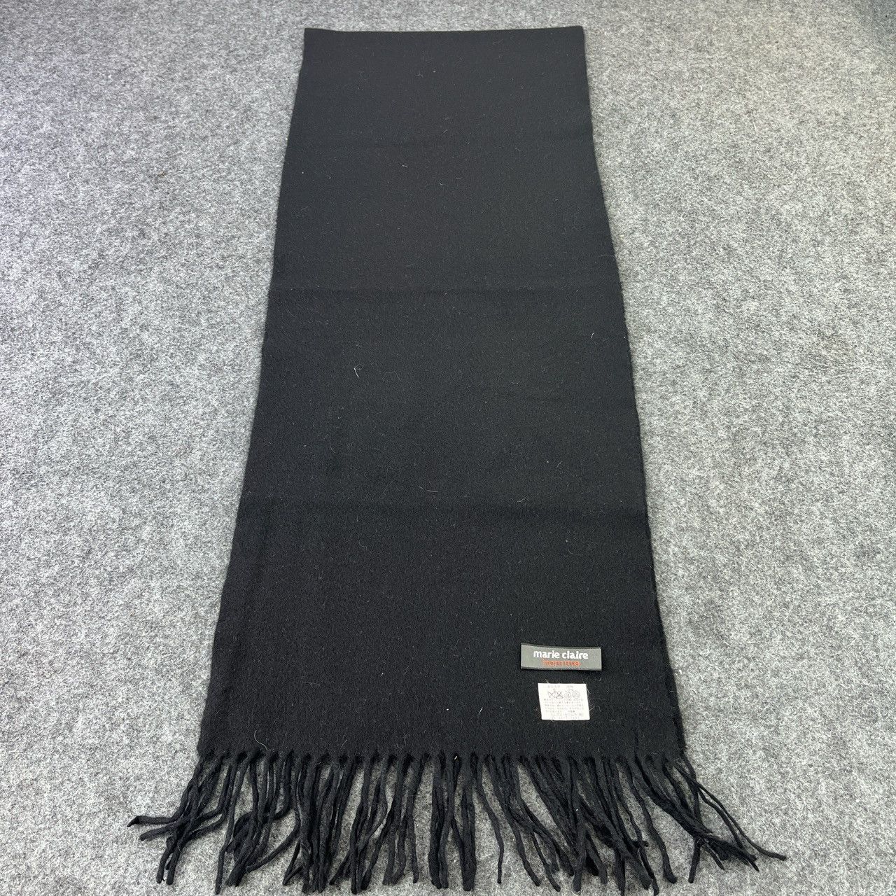 Marie Claire Homme Scarf / Muffler / Neckwear - T381
