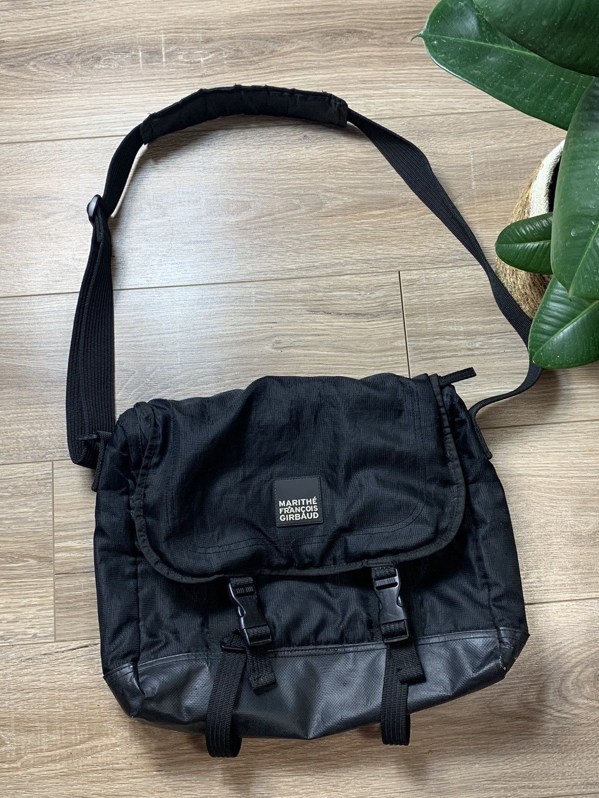 Girbaud sling bag shop price