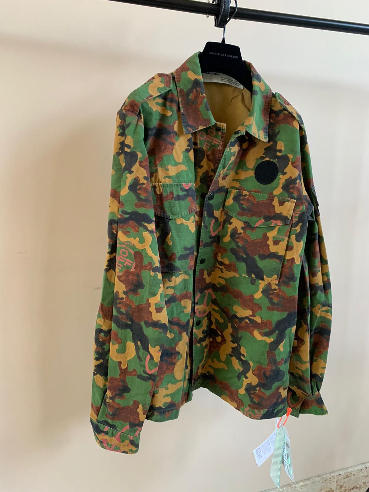 Off-White Camo Military Shirt All Over in Camo Size US S / EU 44-46 / 1 - 5 Thumbnail
