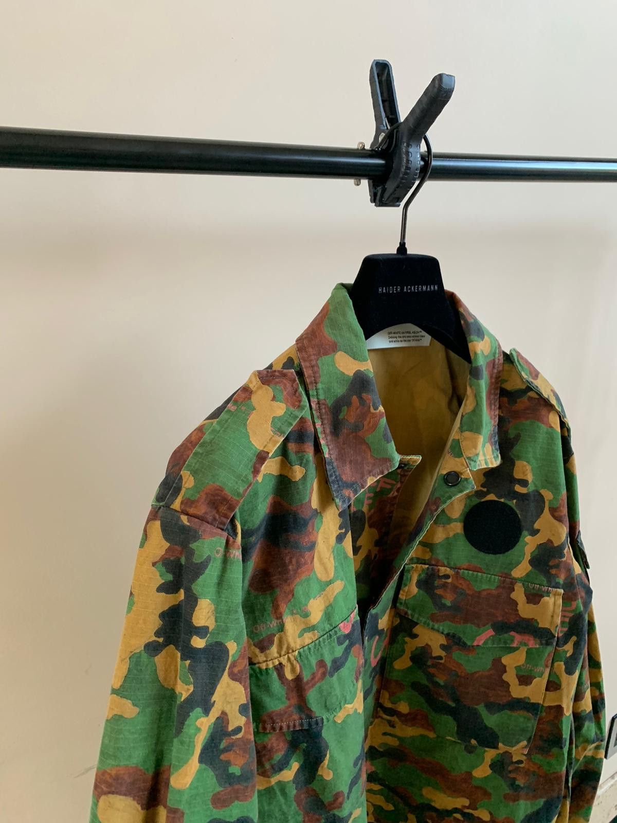 Off-White Camo Military Shirt All Over in Camo Size US S / EU 44-46 / 1 - 7 Thumbnail