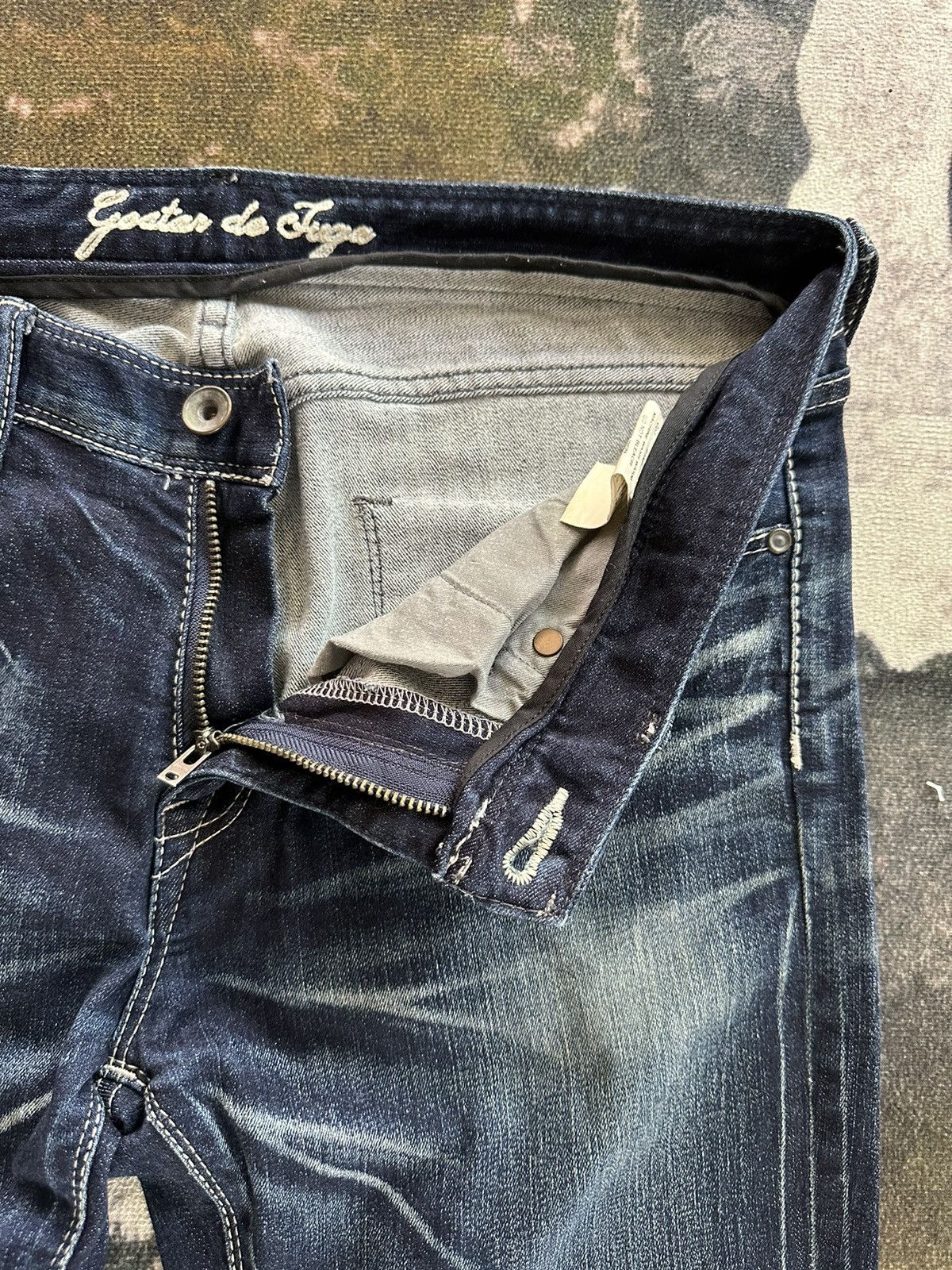 GOSTAR DE FUGA 2014 Gostar De Fuga Japan slim indigo denim Size US 33 - 7 Thumbnail