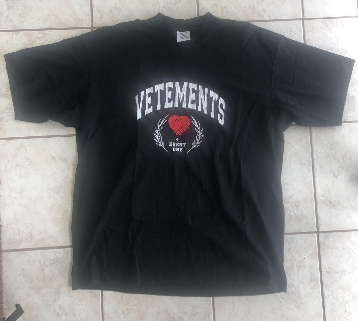 Vetements Vetements 4 Everyone Solidarity College University Tee