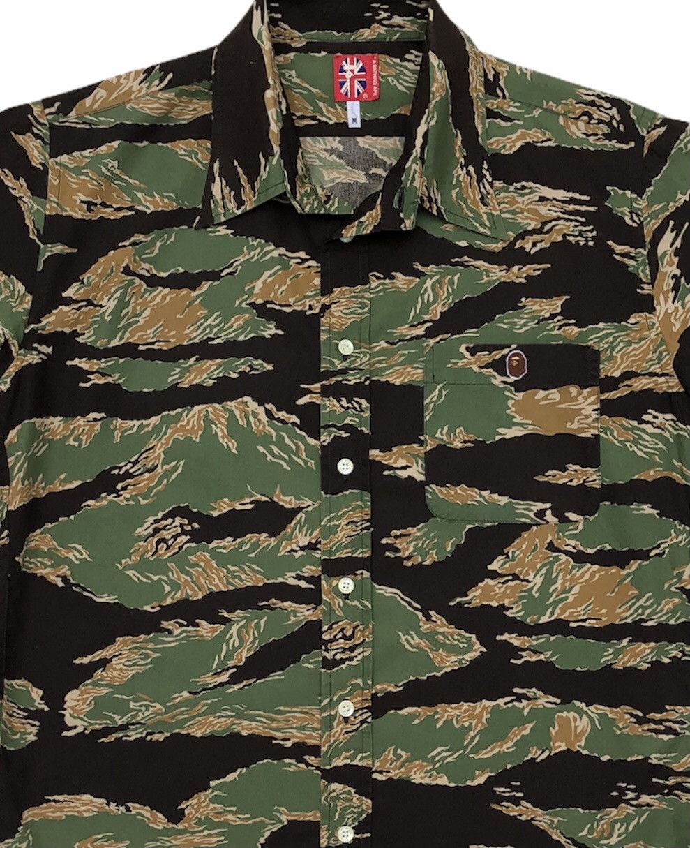 Bape Tiger Camo Button Up S/S Shirt Size US M / EU 48-50 / 2 - 5 Thumbnail