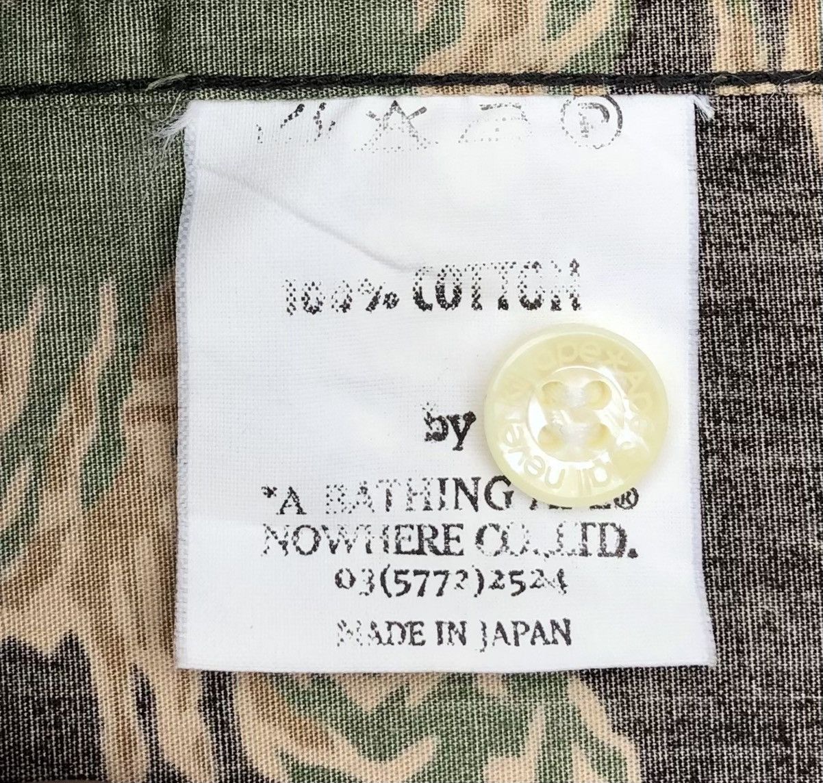 Bape Tiger Camo Button Up S/S Shirt Size US M / EU 48-50 / 2 - 14 Thumbnail