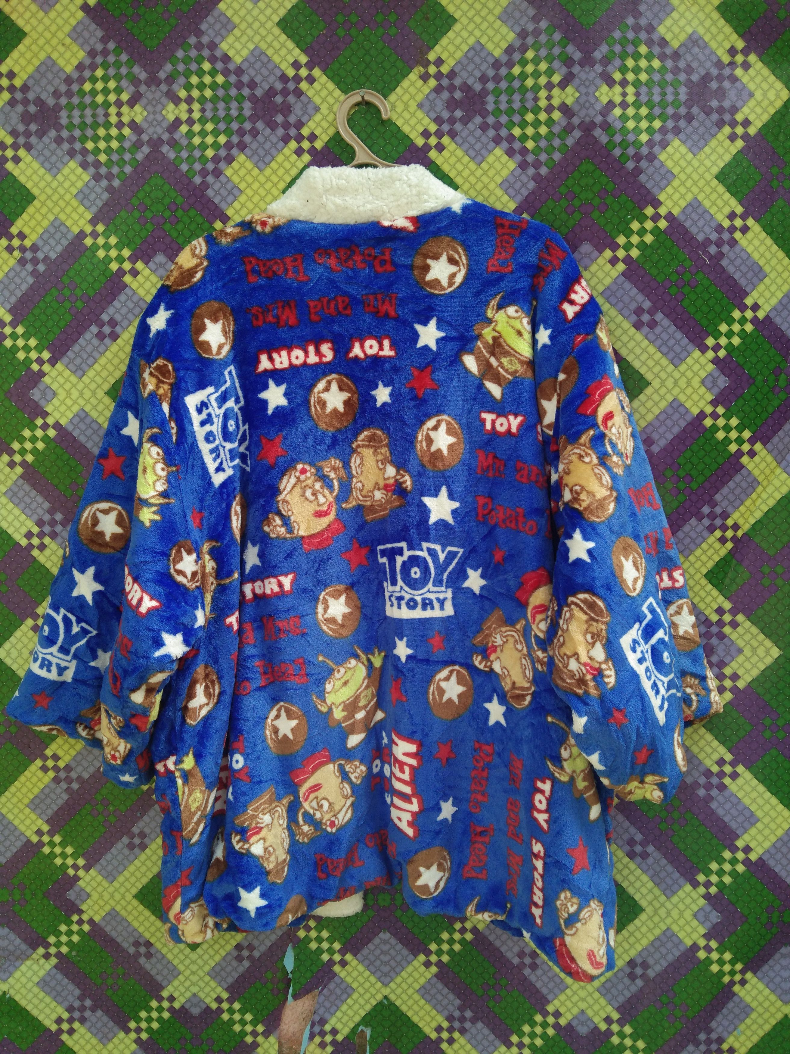 Other TOY STORY PRINTED FLEECE MEN'S KIMONO Size US L / EU 52-54 / 3 - 5 Thumbnail