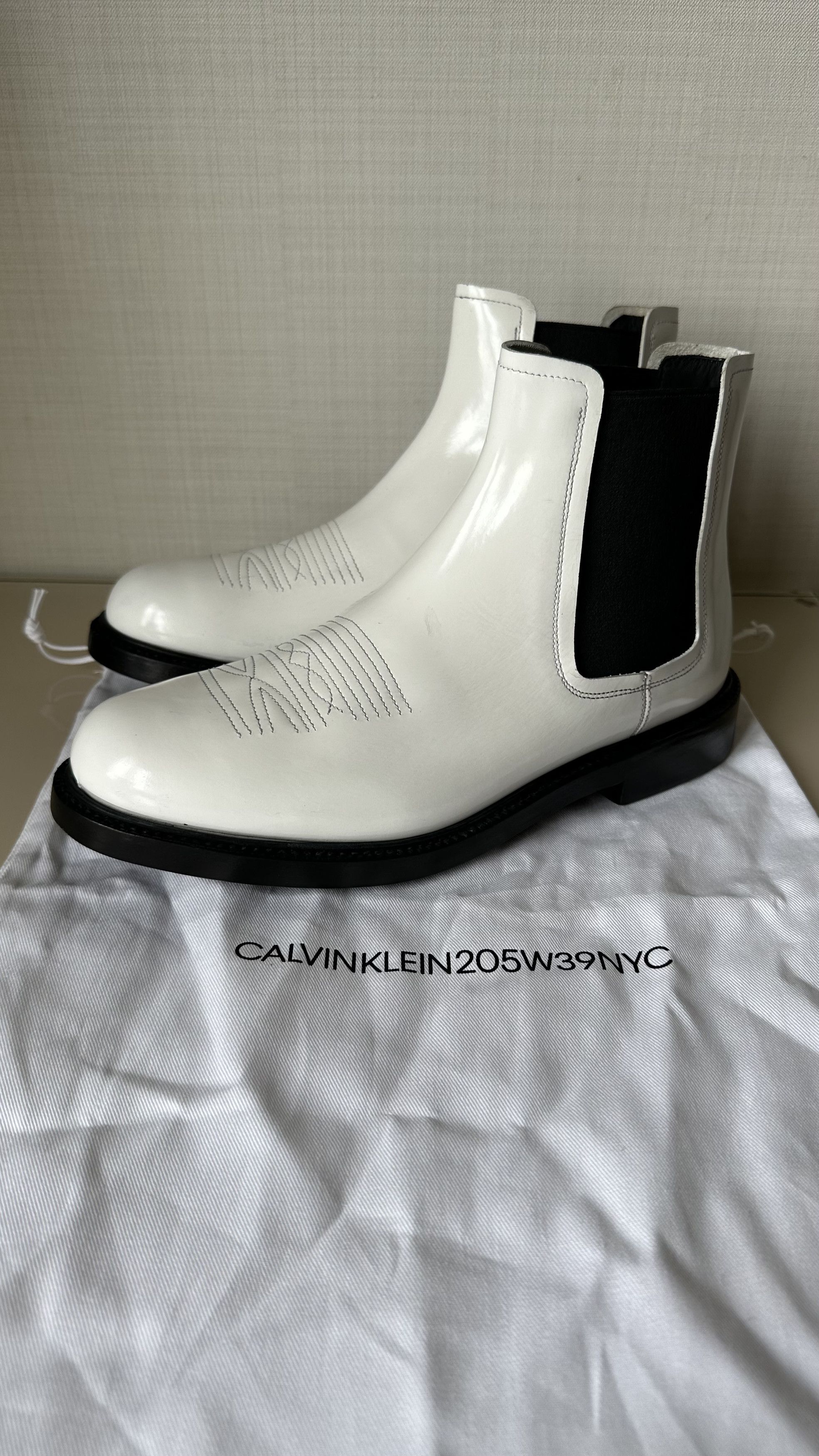 image of Calvin Klein 205W39Nyc x Raf Simons Calvin Klein Raf Simons 205W39Nyc Hova Chelsea Boots Leather in