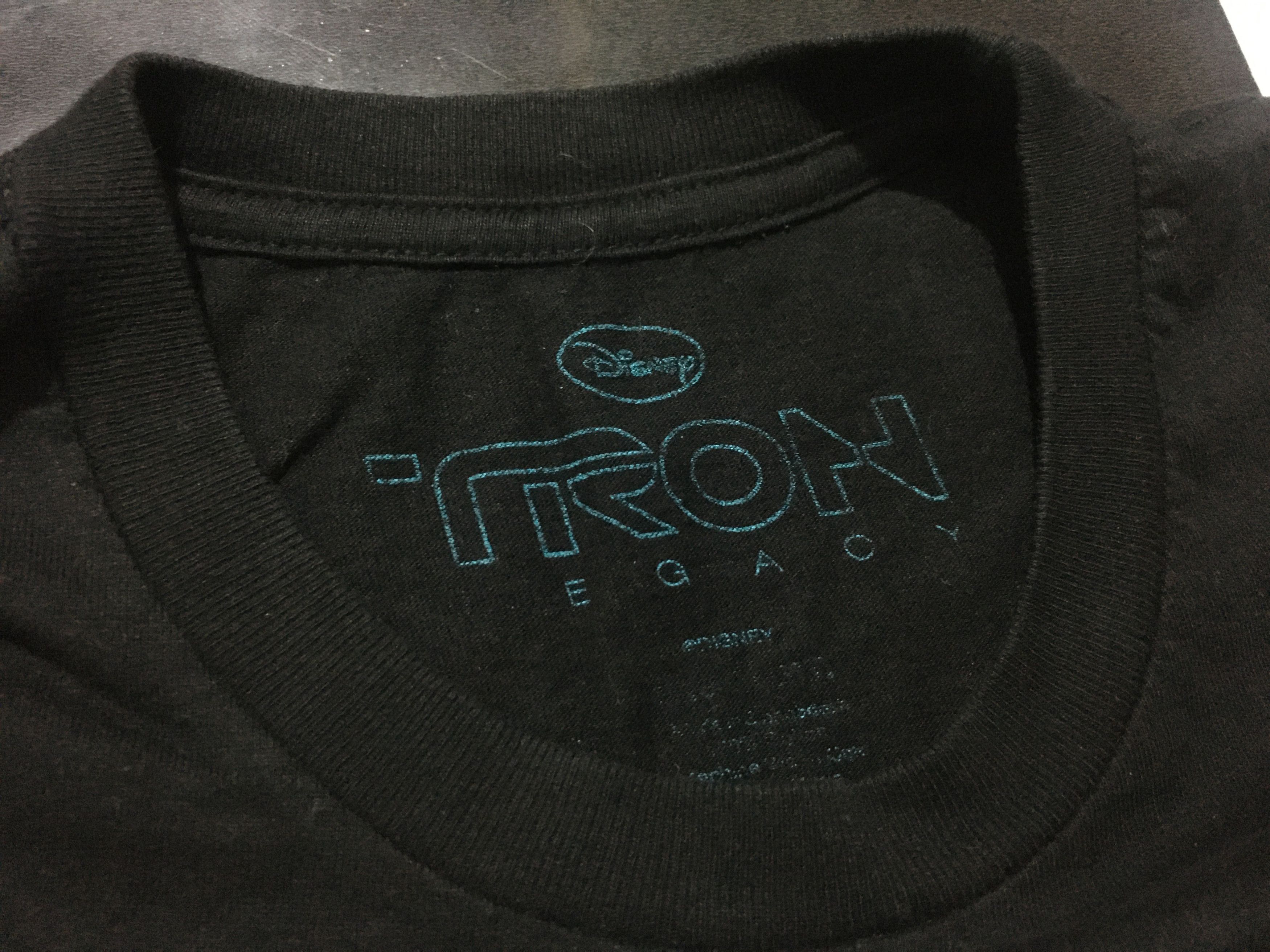 Disney × Vintage 🔥 Rare Daft Punk Tron Legacy Shirt Size US M / EU 48-50 / 2 - 7 Thumbnail