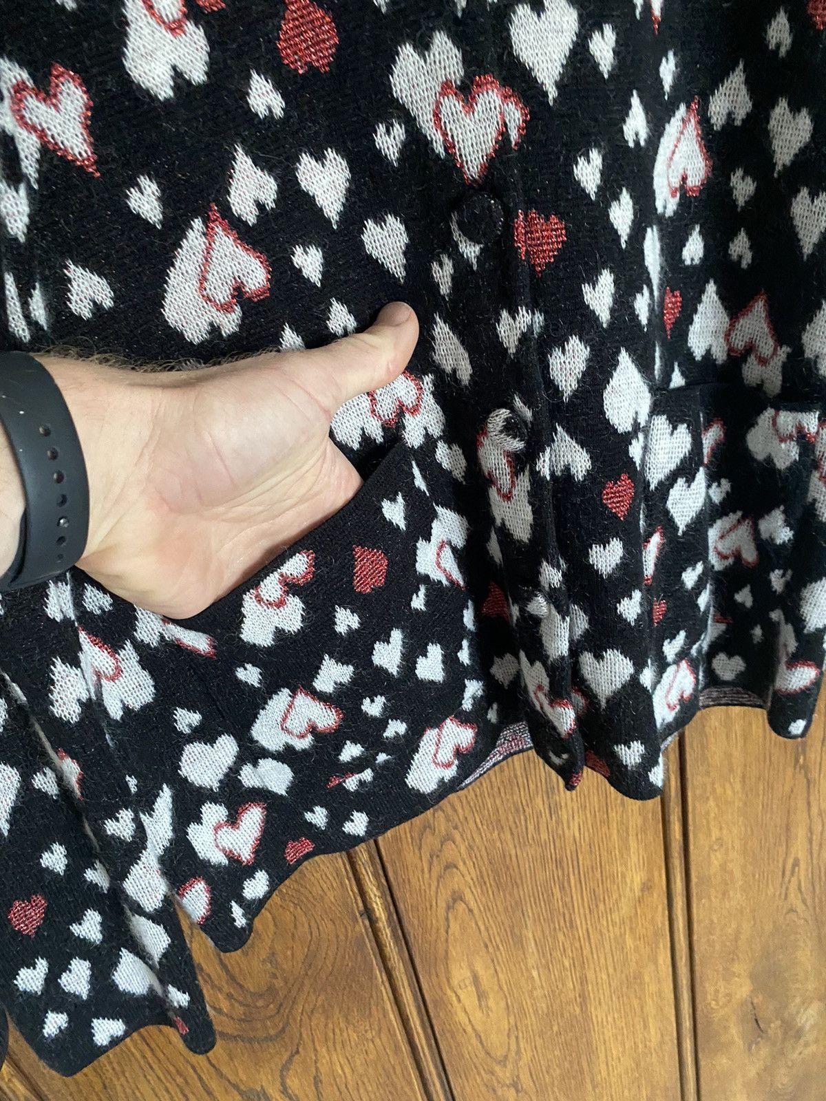Saint Laurent Paris SS16 😍 Saint Laurent surf sound hearts cardigan Hedi Slimane Size US S / EU 44-46 / 1 - 16 Thumbnail