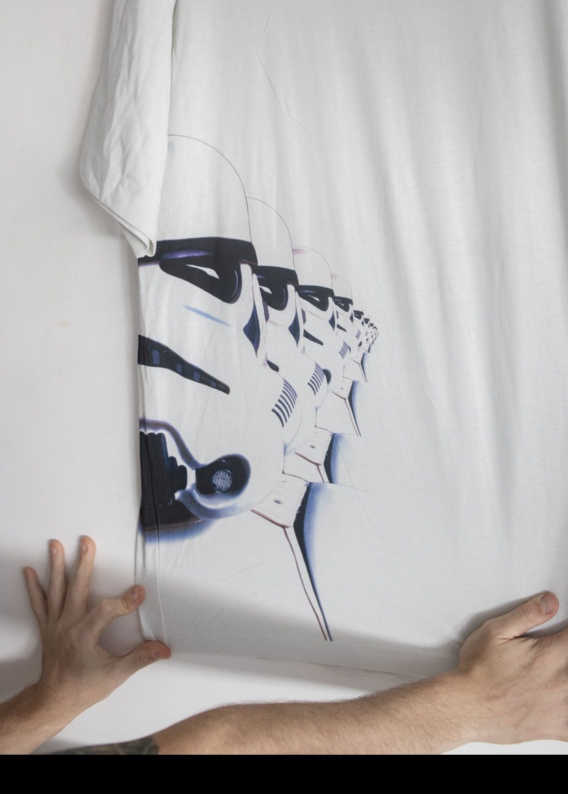 Kith × Star Wars × Vintage Kith X Star Wars Storm Trooper Vintage Tee Size US XL / EU 56 / 4 - 3 Thumbnail