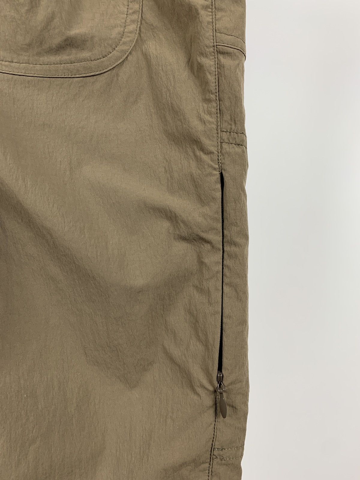 Arc'teryx Vintage Arcteryx Nylon Brown Cargo Pants Travis Style Size US 29 - 16 Thumbnail