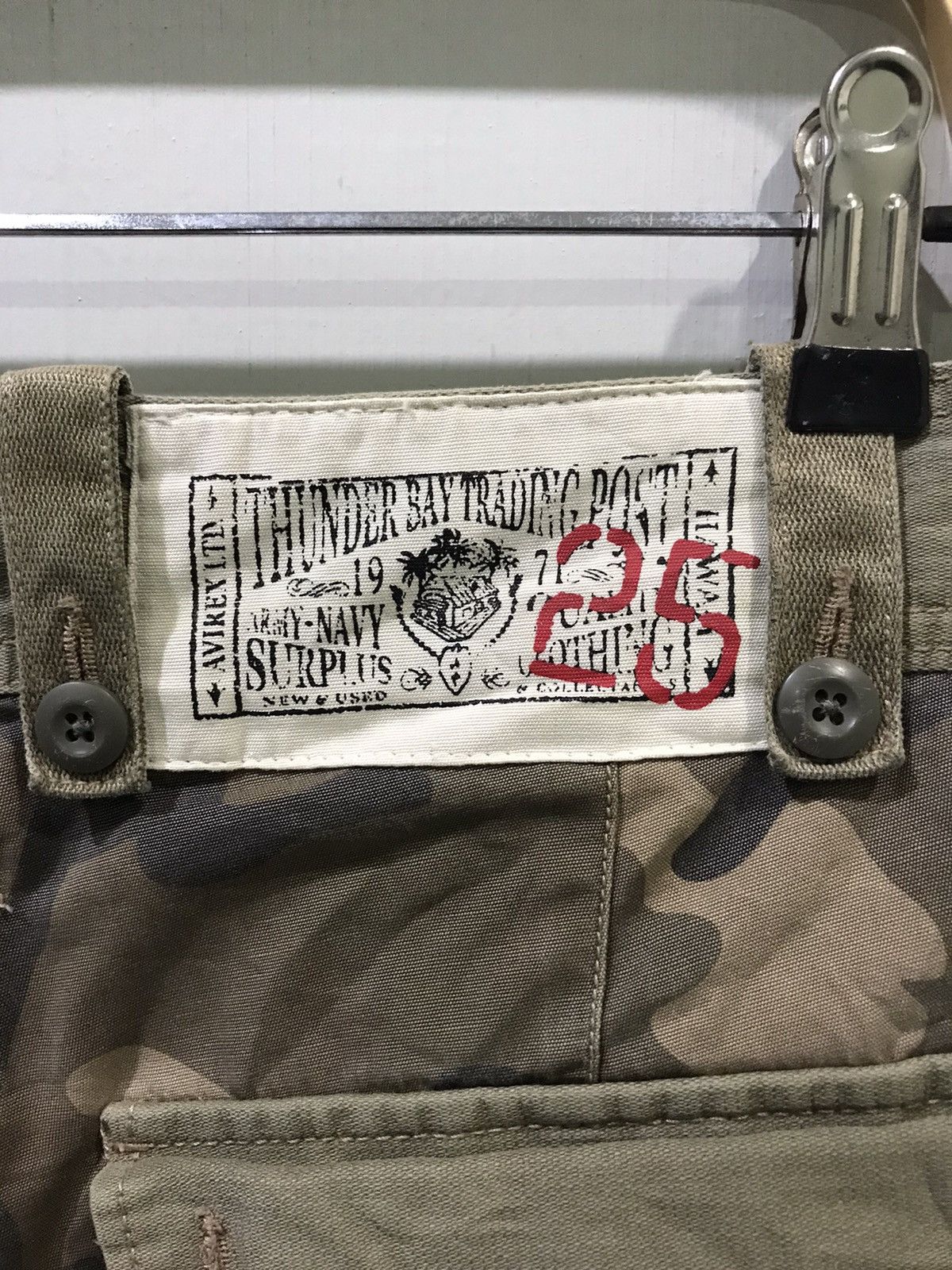 Avirex AVIREX Avant Garde Patchwork Multi Camo Cargo Tactical Pant Size US 34 / EU 50 - 17 Thumbnail