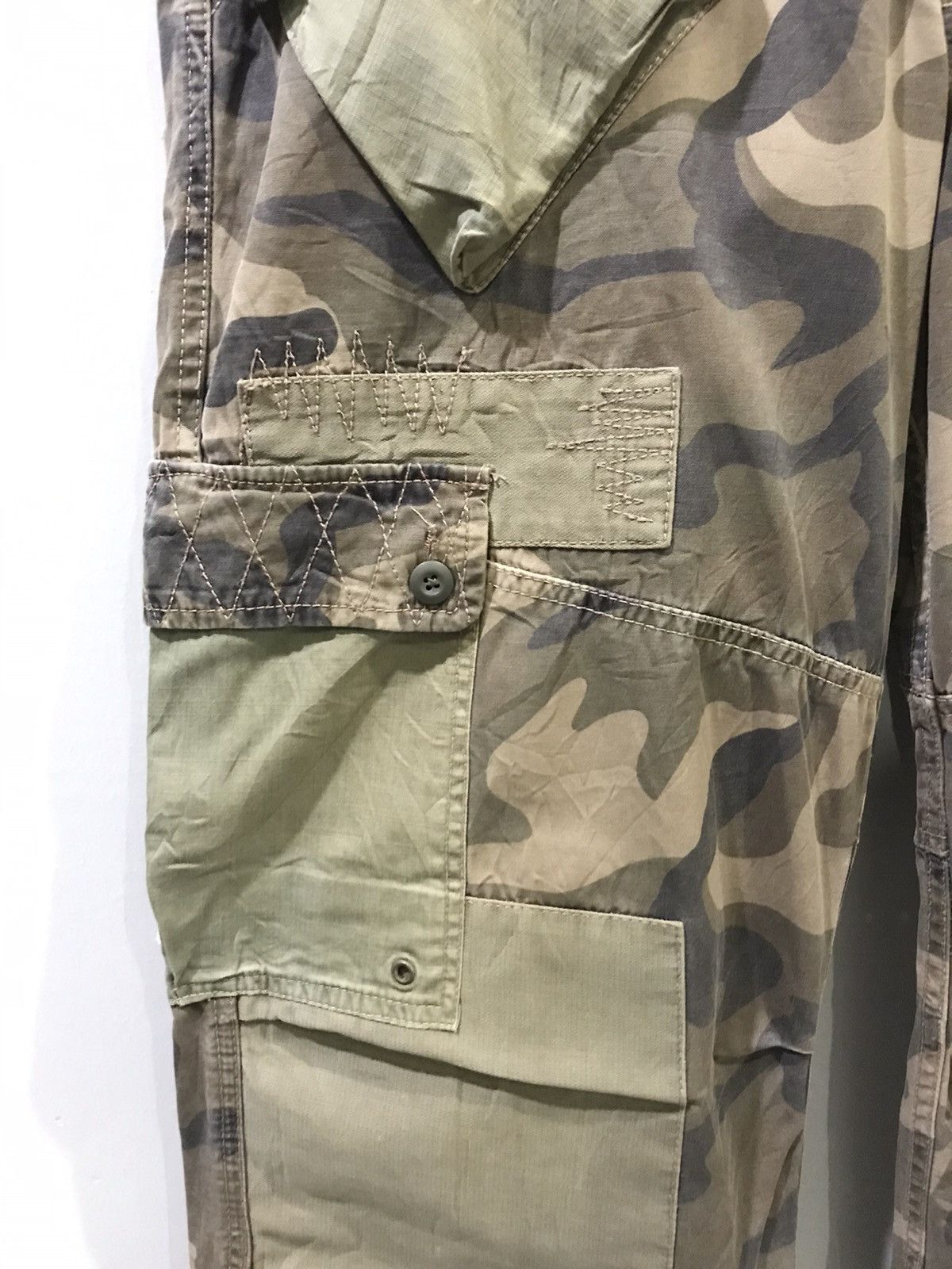 Avirex AVIREX Avant Garde Patchwork Multi Camo Cargo Tactical Pant Size US 34 / EU 50 - 5 Thumbnail