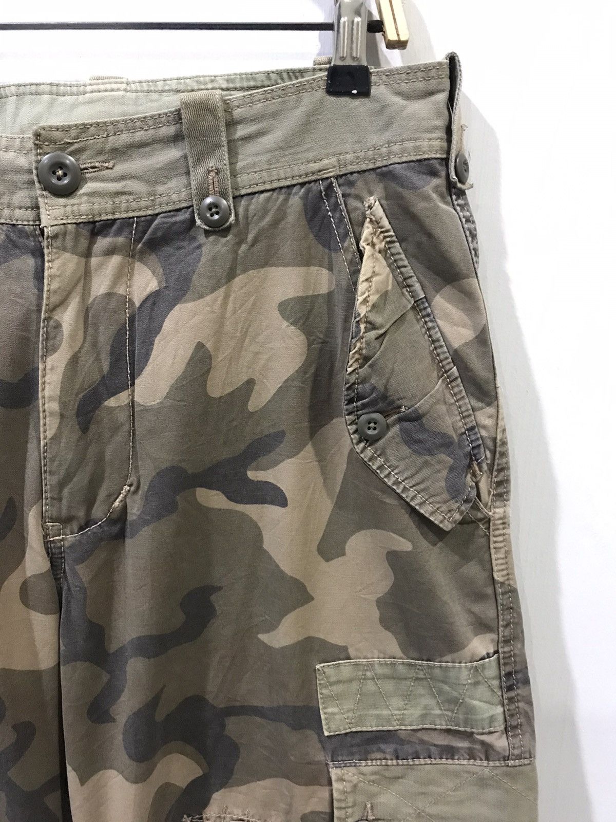 Avirex AVIREX Avant Garde Patchwork Multi Camo Cargo Tactical Pant Size US 34 / EU 50 - 2 Thumbnail