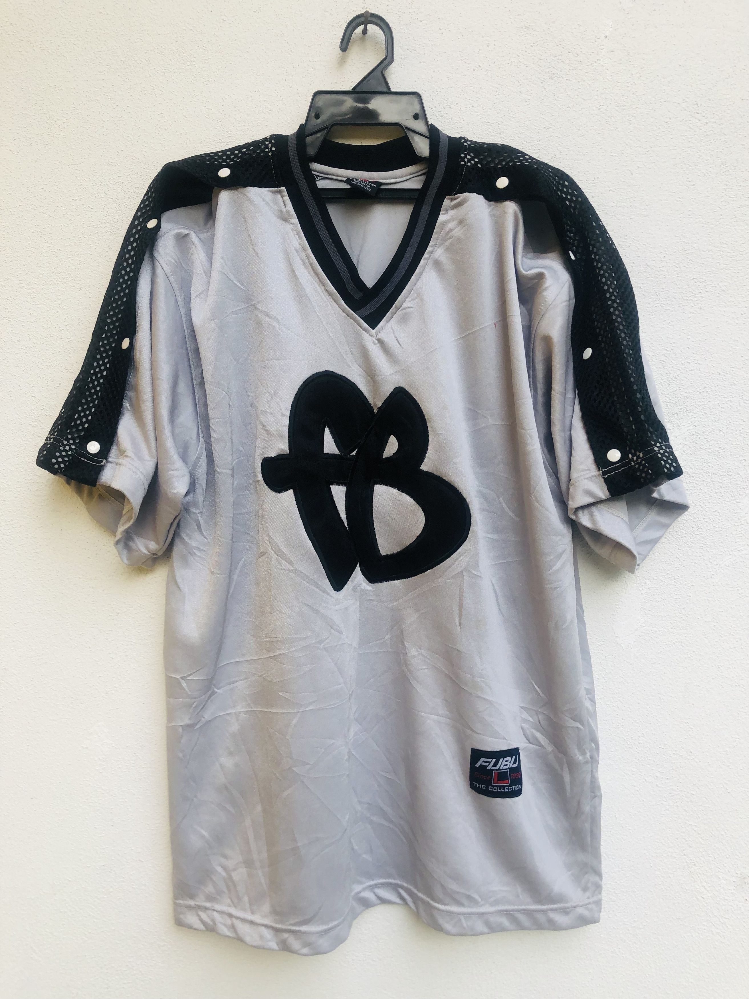 Fubu × Japanese Brand × Vintage Vintage Fubu Hip Hop Streetwear Fashion Style Size US L / EU 52-54 / 3 - 1 Thumbnail