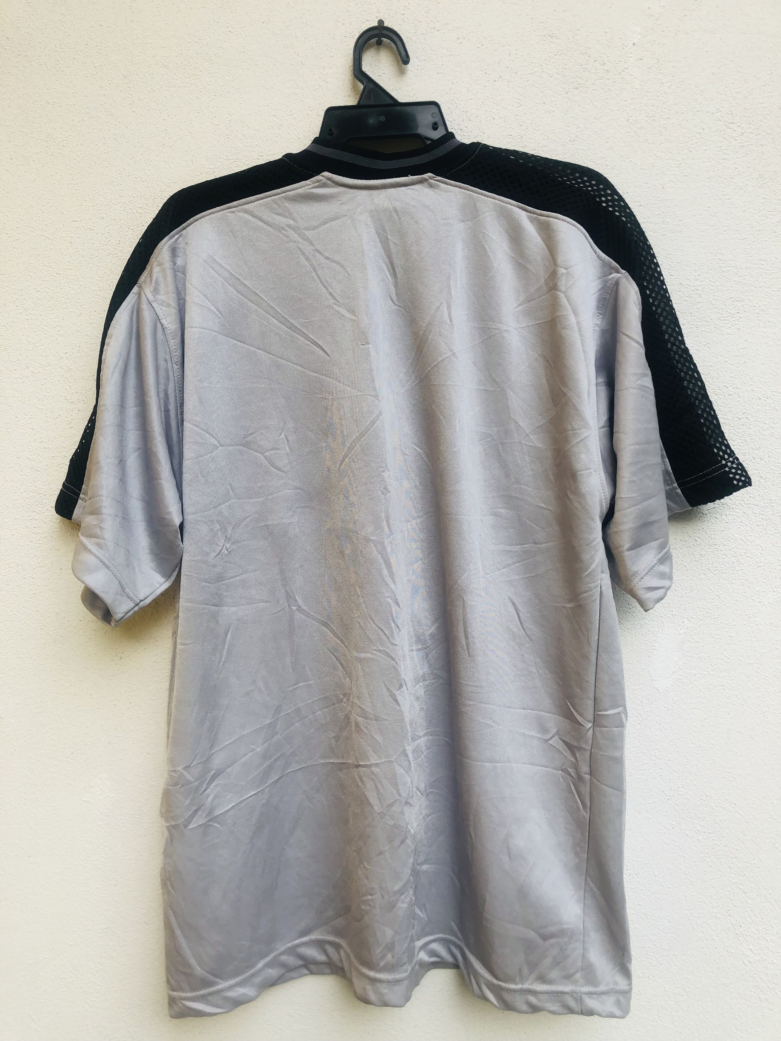 Fubu × Japanese Brand × Vintage Vintage Fubu Hip Hop Streetwear Fashion Style Size US L / EU 52-54 / 3 - 2 Thumbnail