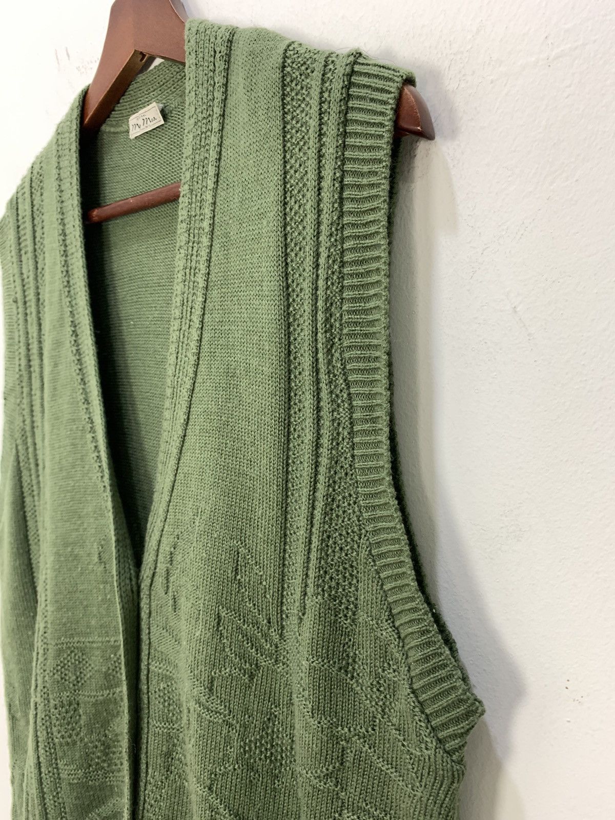 Japanese Brand MY MRS Allover Art Cable Knitwear Patterned Cardigan Vest Size US M / EU 48-50 / 2 - 12 Thumbnail