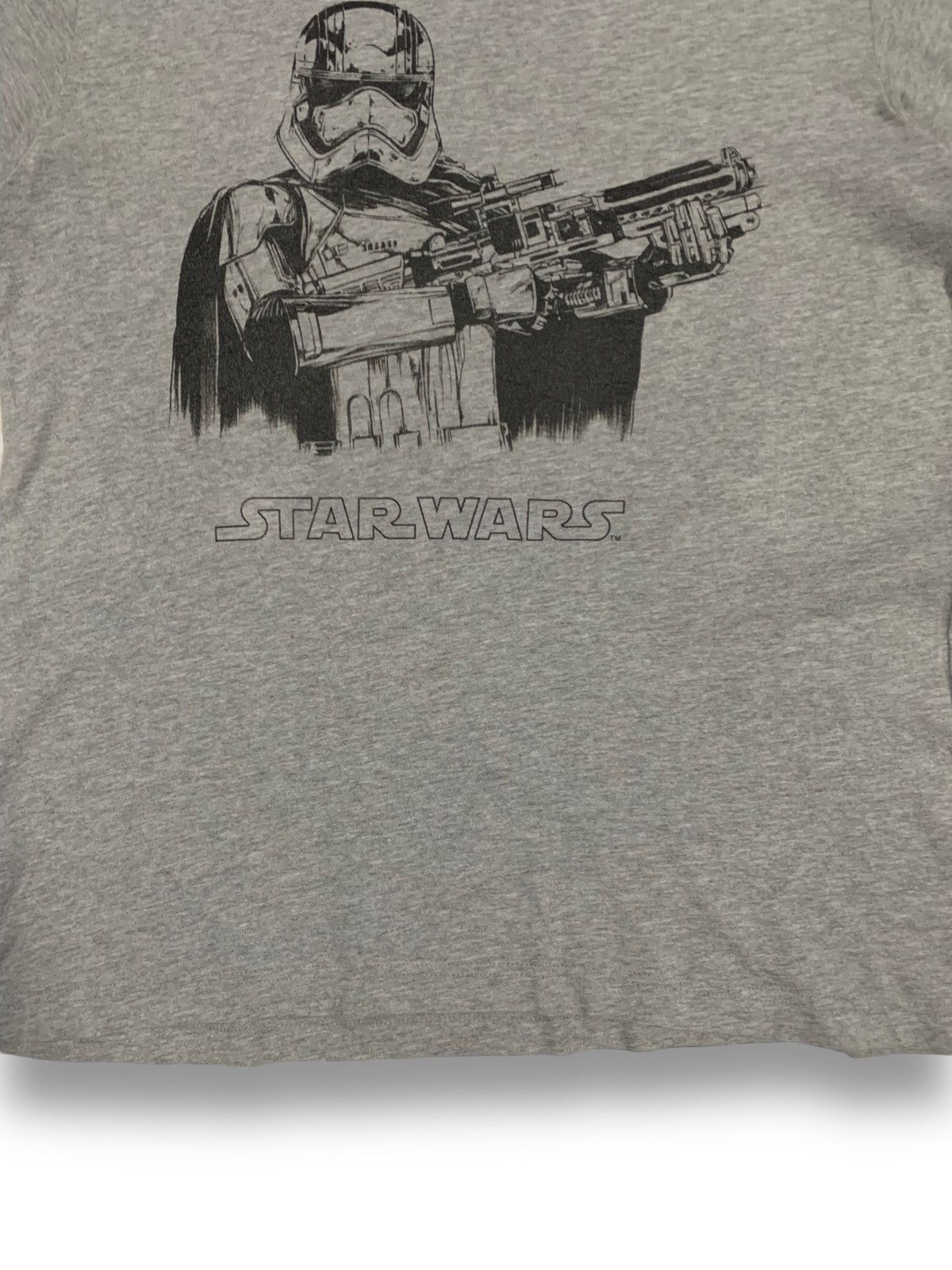 Cartoon Network × Uniqlo Vintage Uniqlo x Starwars Grey Graphic T-shirt Size US M / EU 48-50 / 2 - 5 Thumbnail