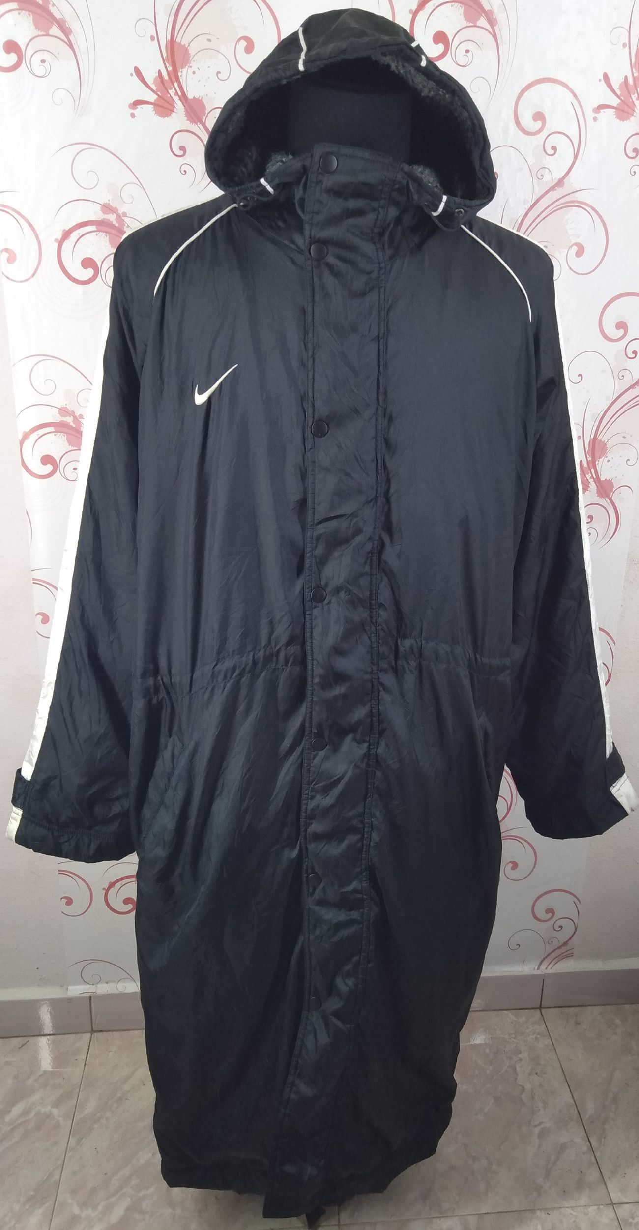 Nike × Sports Specialties Vintage NIKE Big Logo Winter LongStyle Jacket Hoodie Size US L / EU 52-54 / 3 - 3 Thumbnail