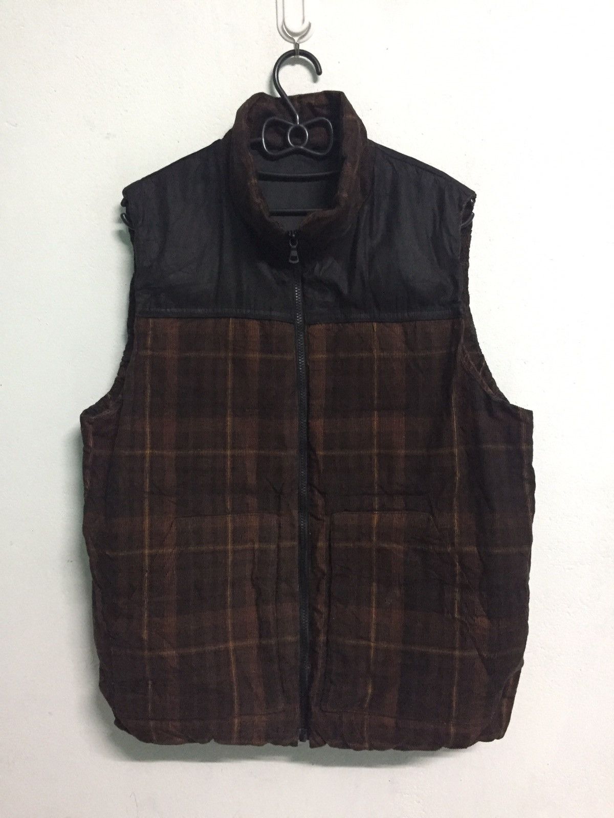 Uniqlo Thin Puffer Vest Sleeveless Jacket Outerwear
