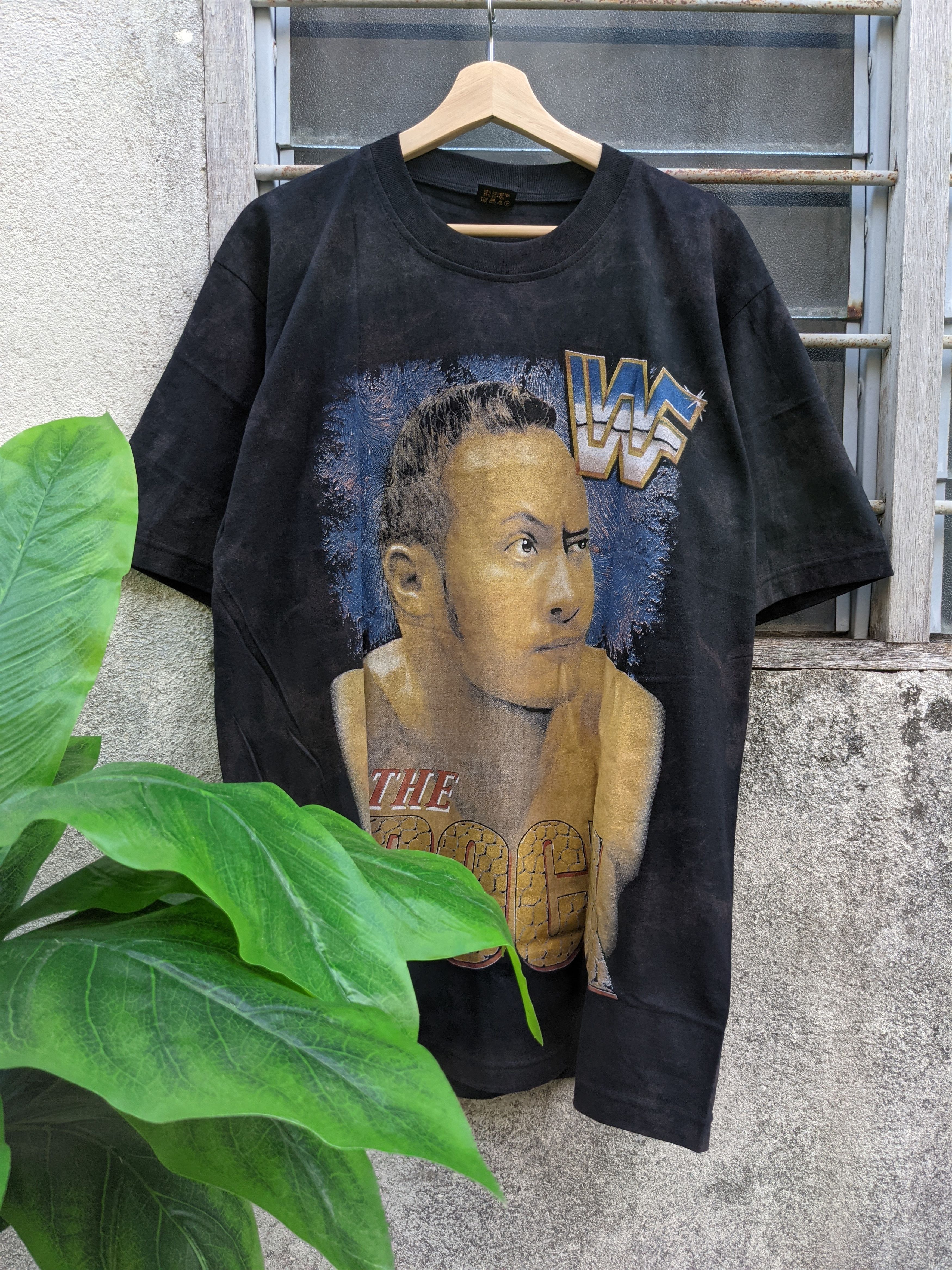 Vintage × WWE ⚡️Rare⚡️ Vintage The Rock Overprint Bootleg Size US XL / EU 56 / 4 - 1 Thumbnail