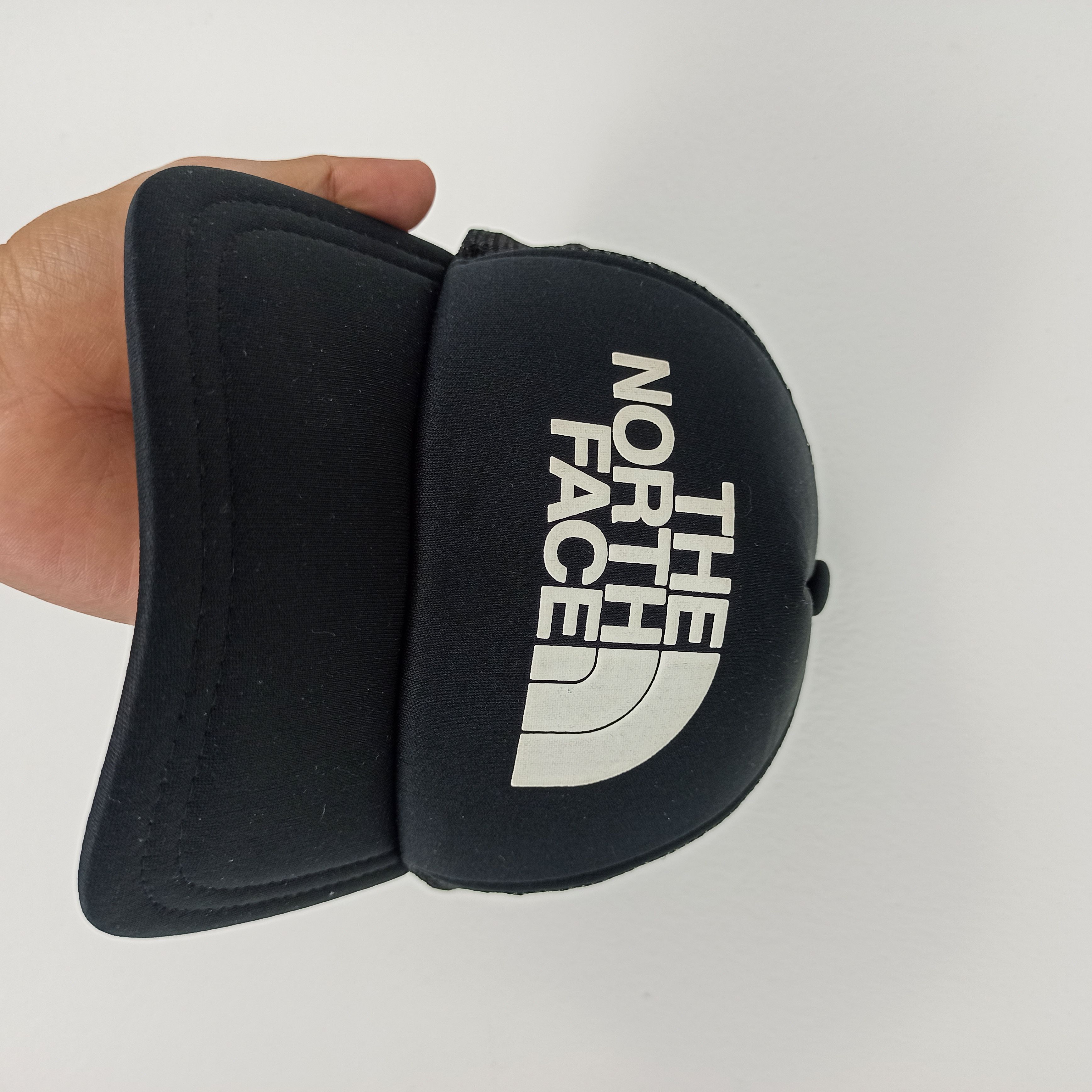 The North Face Rare The North Face Spells out Big Logo Trucker Hat Size ONE SIZE - 2 Thumbnail